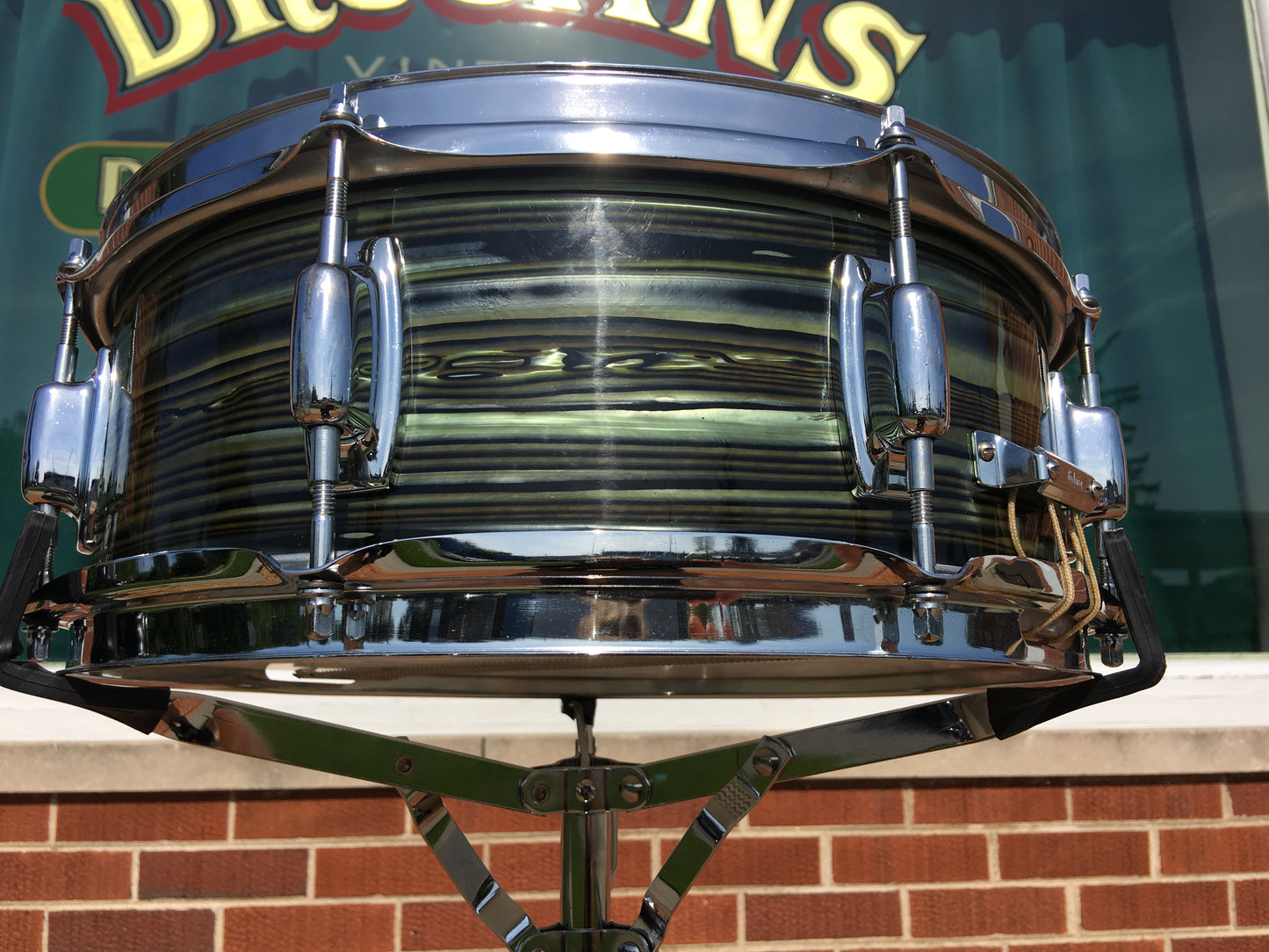 1969 Ludwig Standard Avocado Strata Snare Drum - 5x14