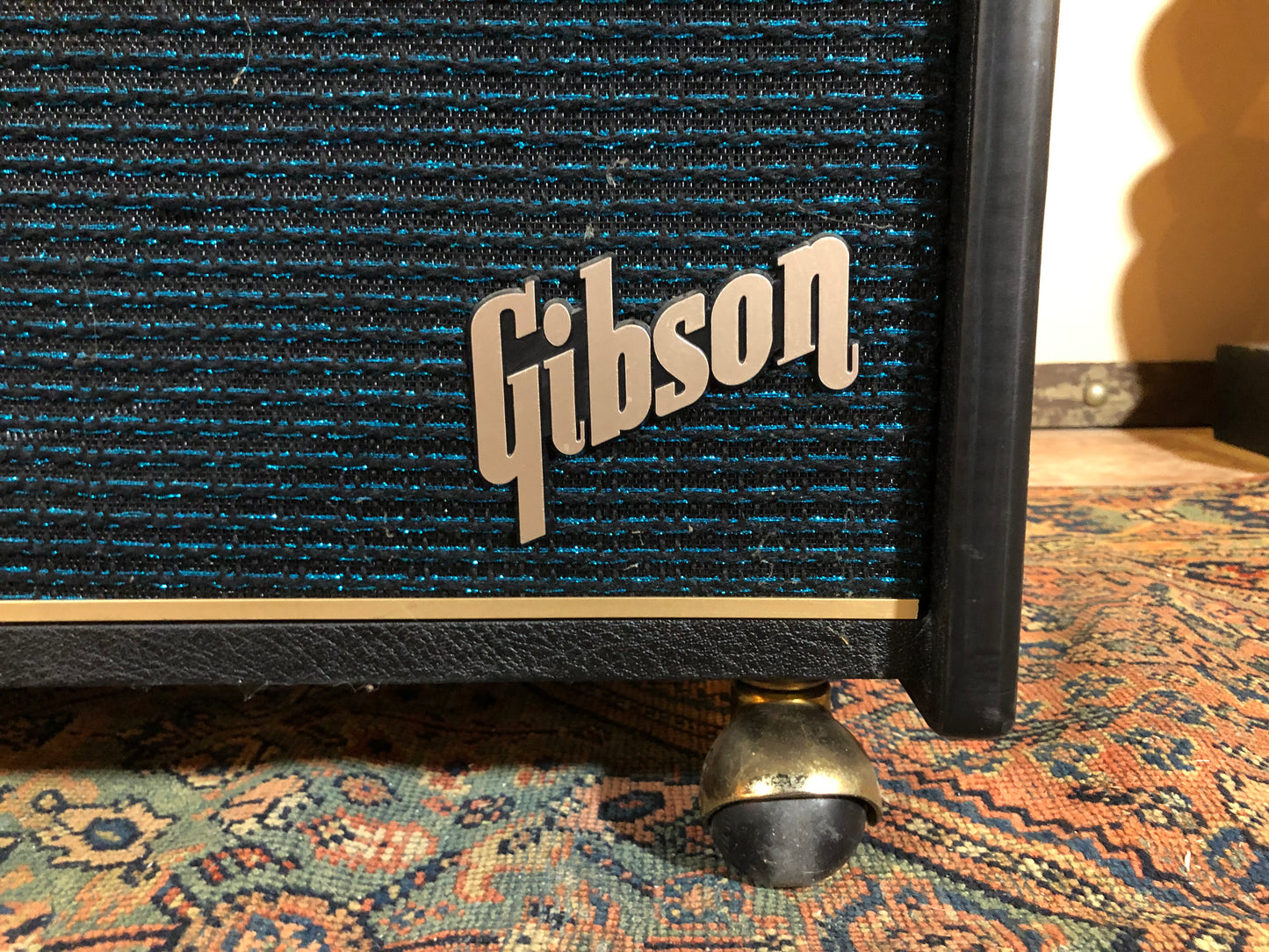Vintage Gibson 800-2G 2x15 Powered Speaker Cabinet & Amplifier w/ Cover