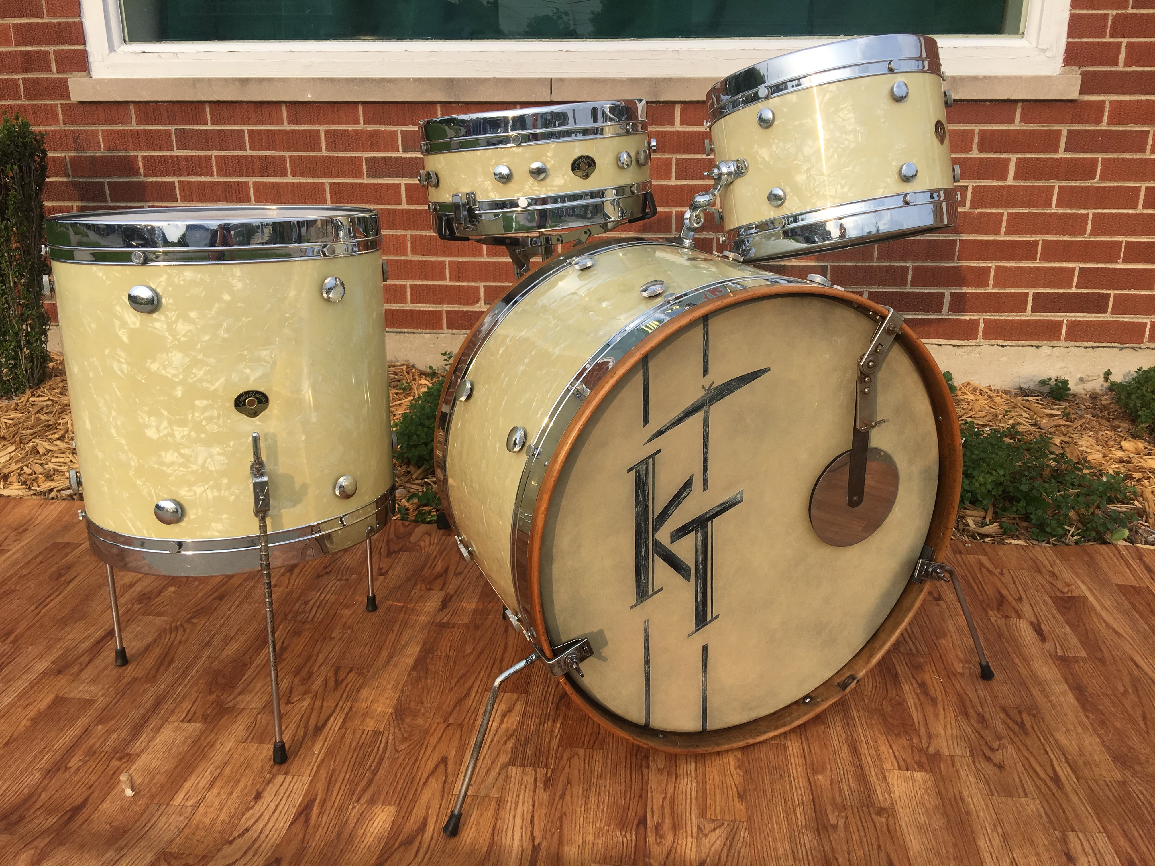 1951 Leedy \u0026 Ludwig Knob Napínací bubon1951 Leedy \u0026 Ludwig Knob Napínací bubon  