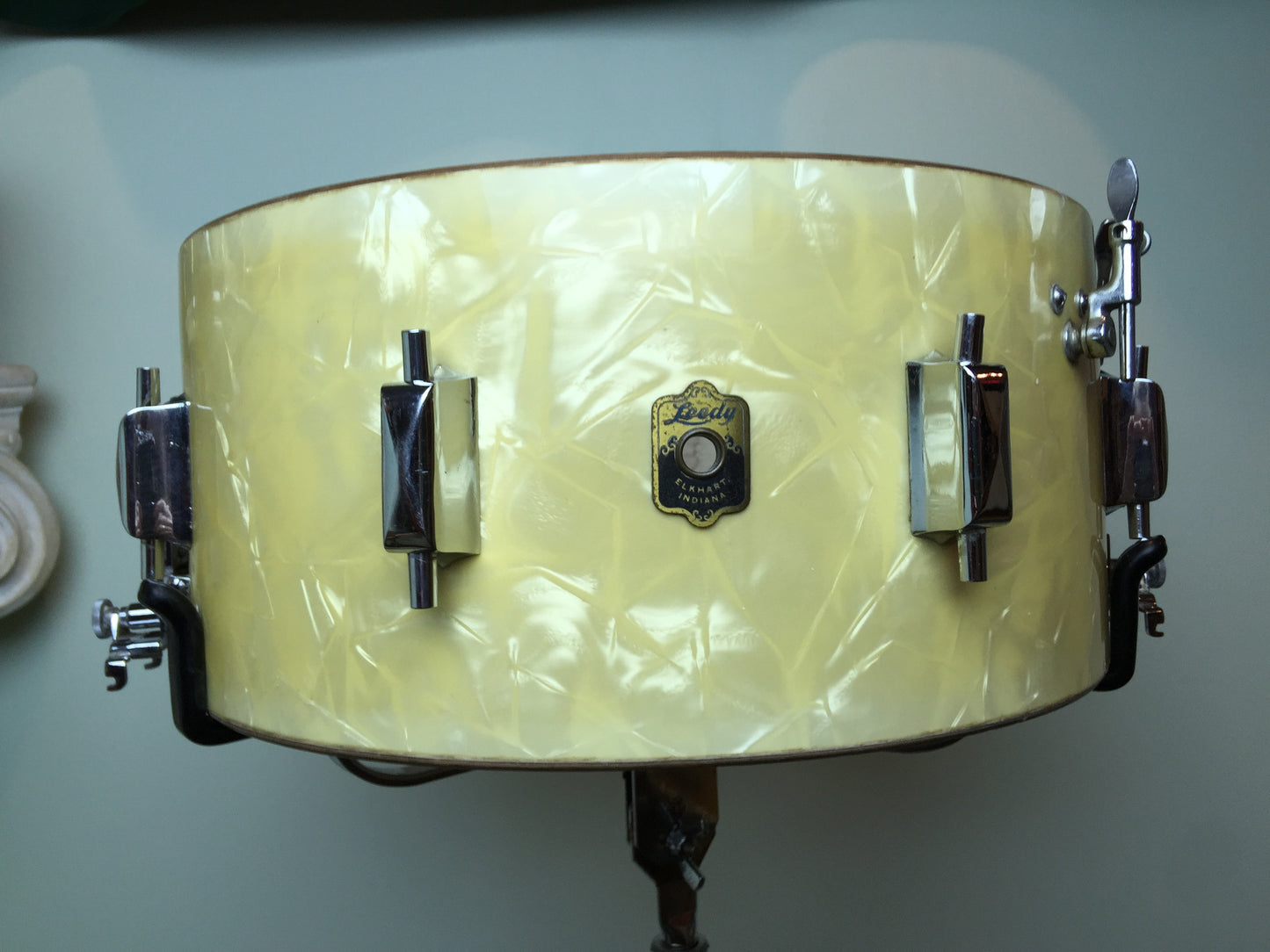 Leedy 1935-36 6.5"x14" Dual Broadway Snare in White Marine Pearl