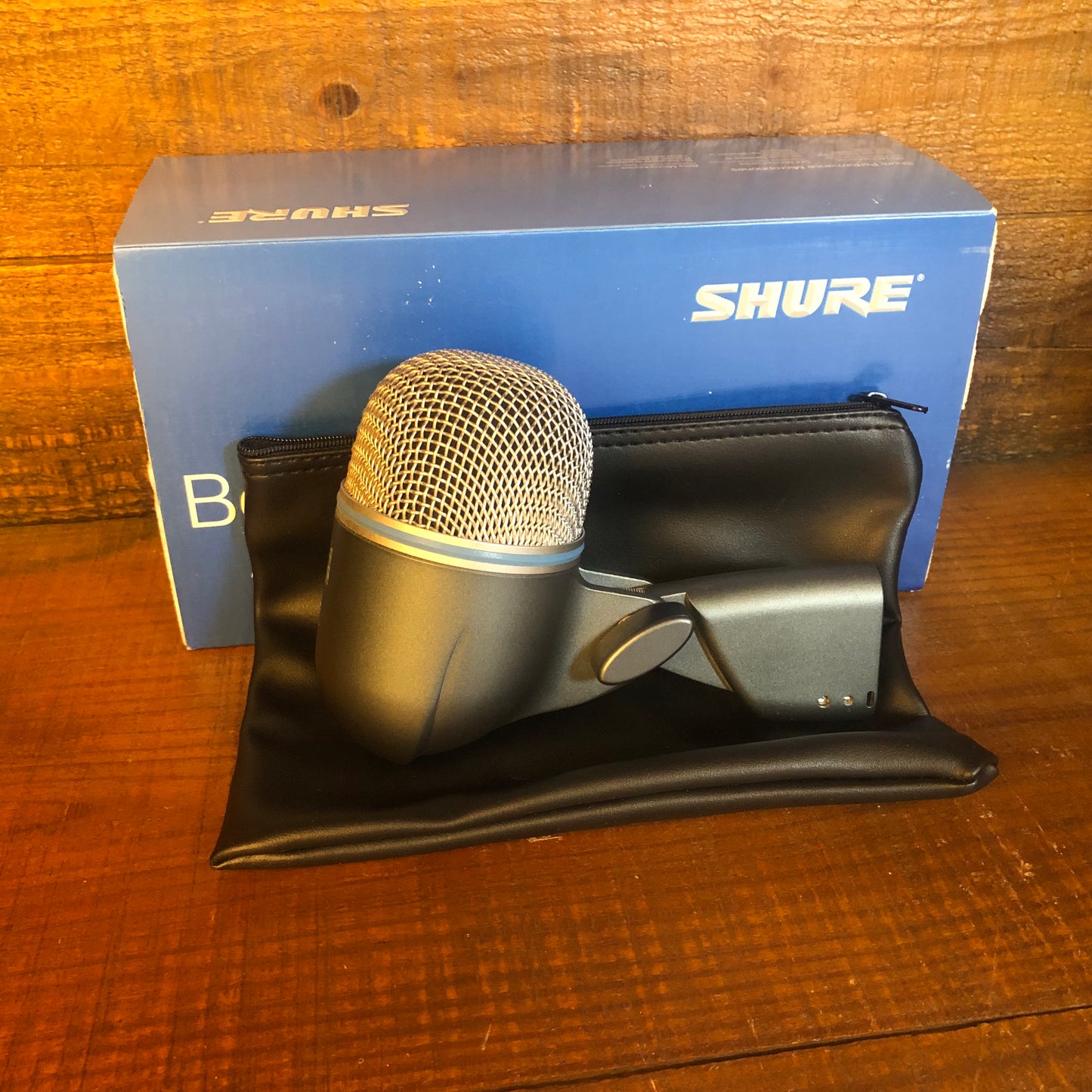 Shure Beta 52A Supercardioid Dynamic Bass Drum Microphone w/ Box