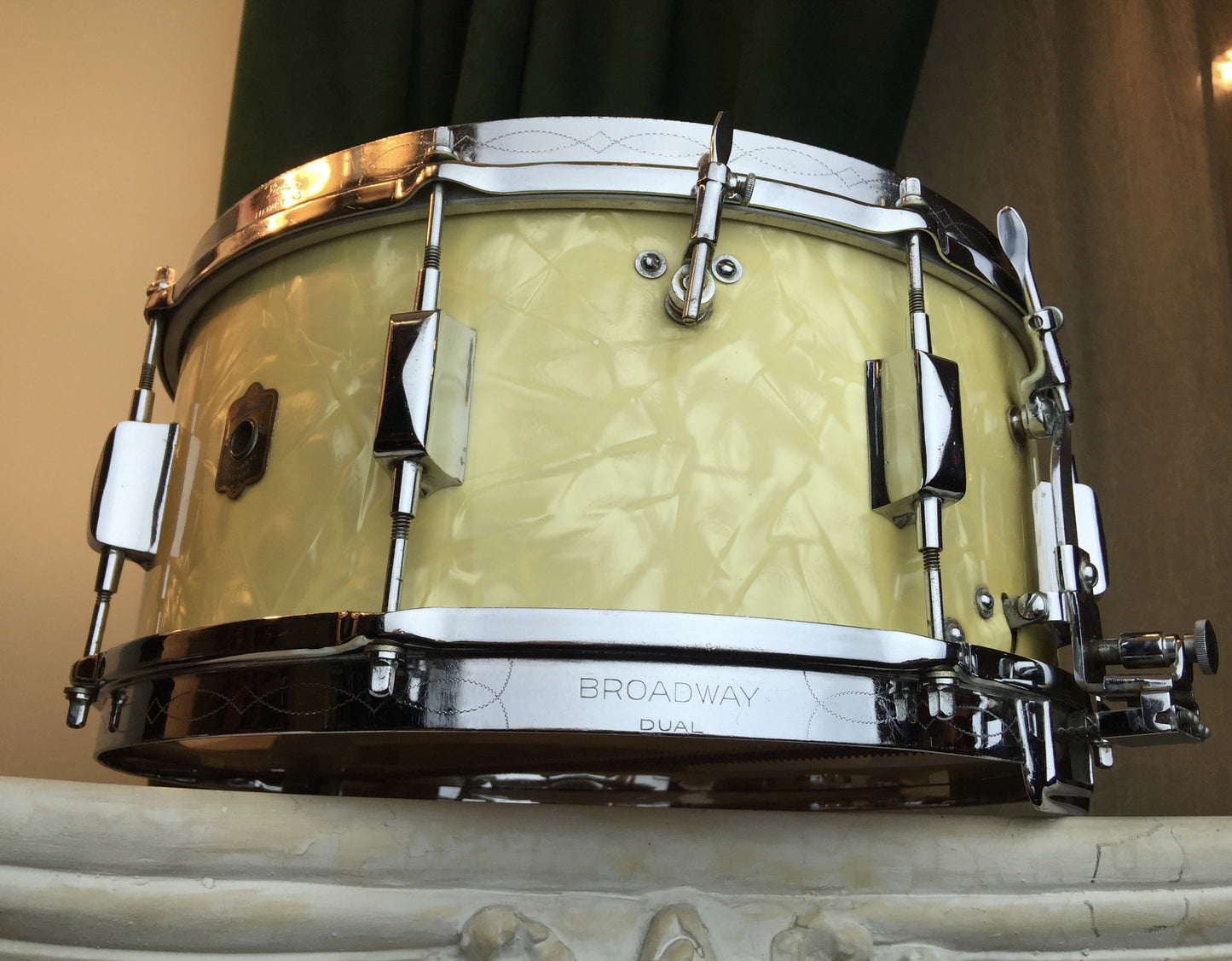 Leedy 1935-36 6.5"x14" Dual Broadway Snare in White Marine Pearl