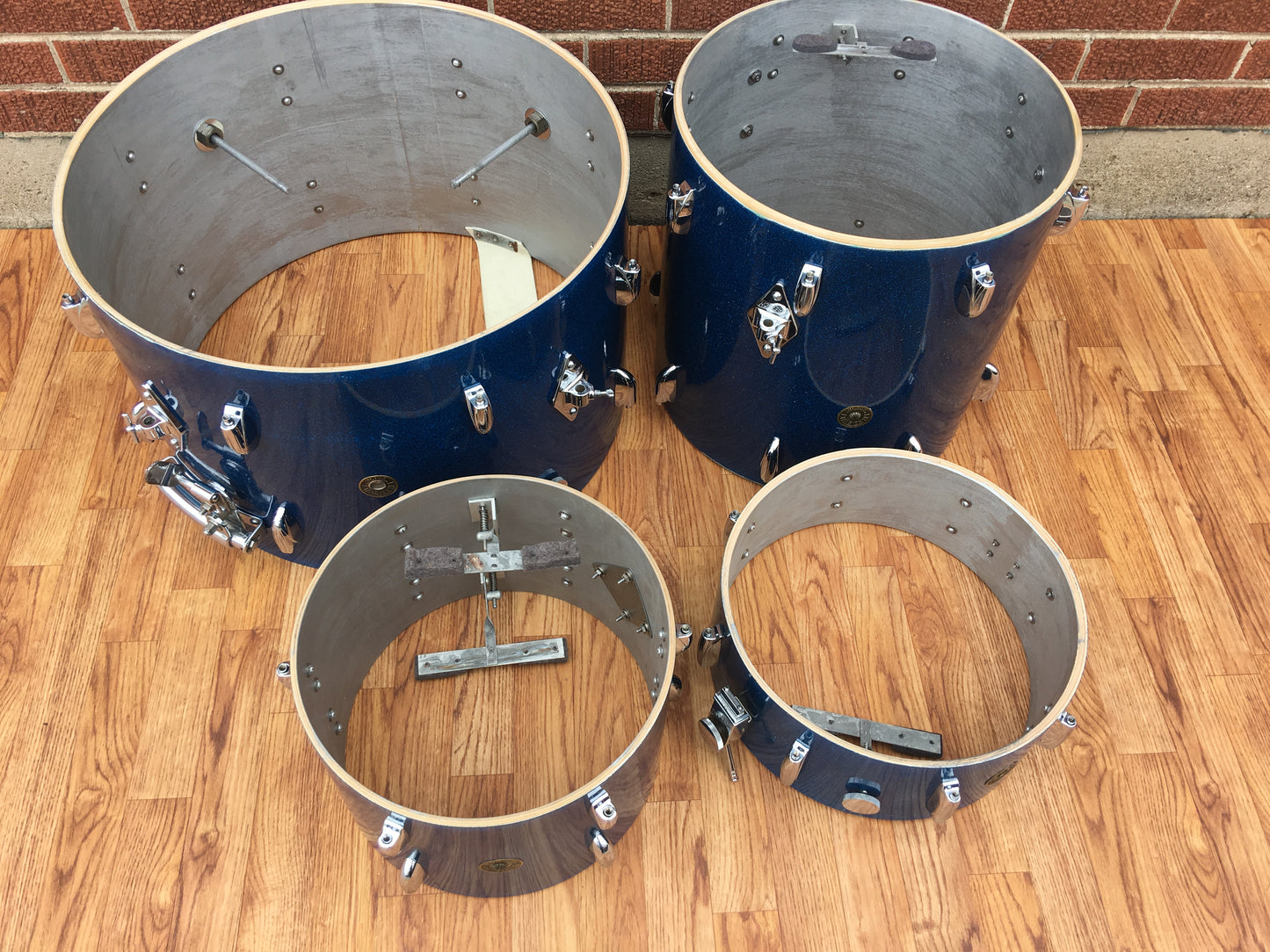 1959/60 Gretsch Round Badge Broadkaster Name-Band Drum Set - Blue Glass Glitter 22/13/16/5x14 Snare