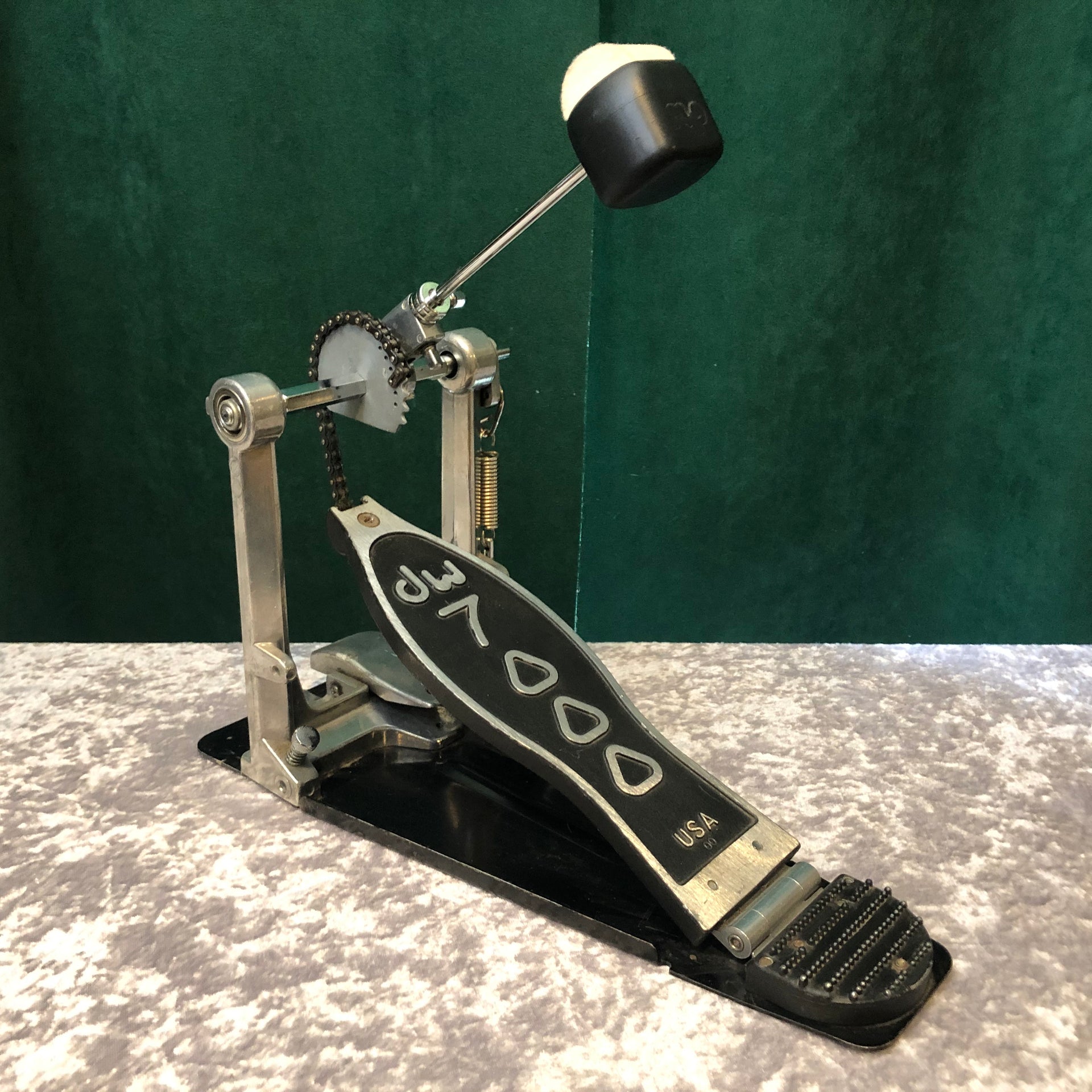 DW 7000 Single Bass Drum Pedal – Drugan's Drums & Guitars