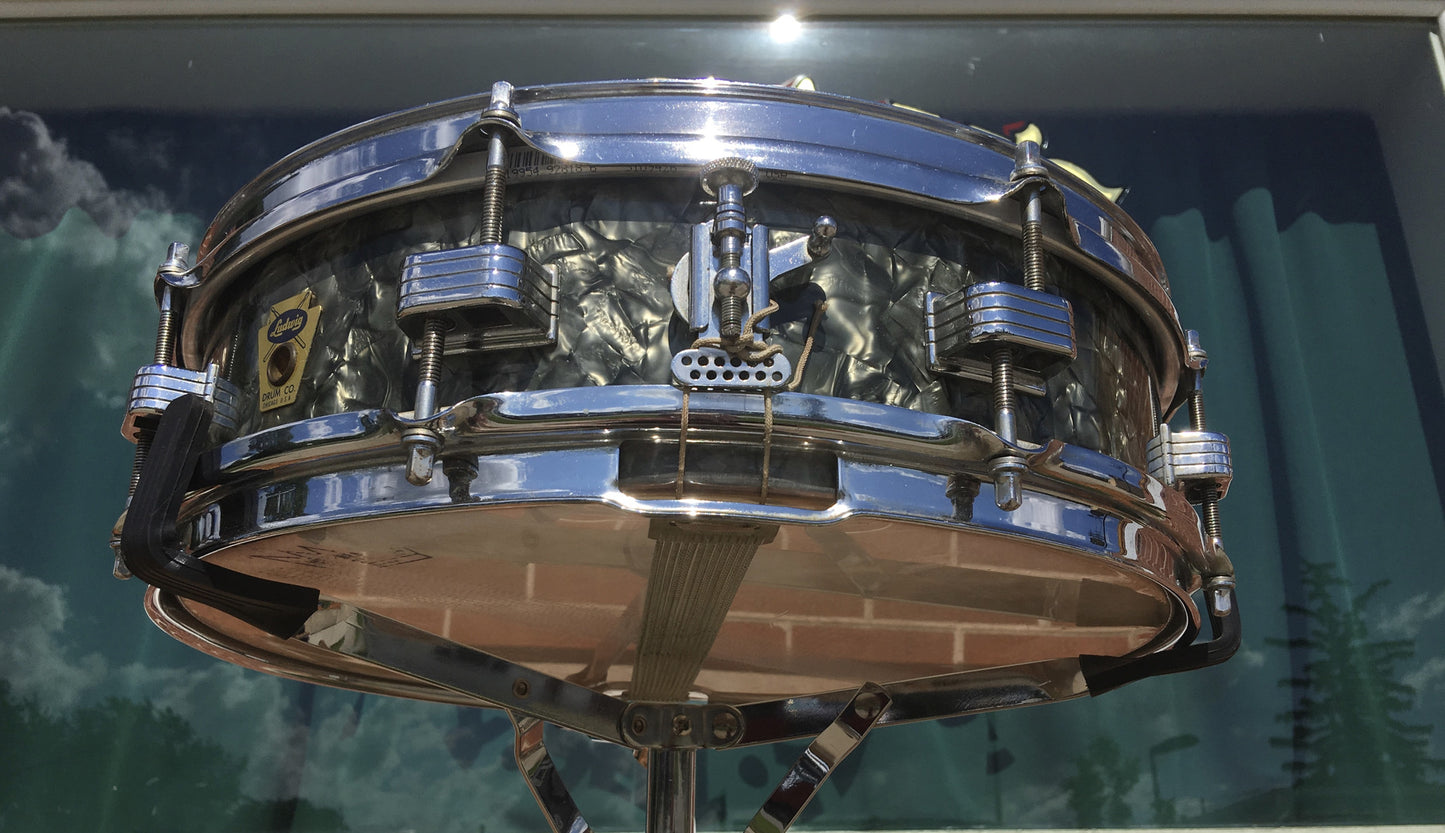 1959 Ludwig Downbeat Trans Badge 4"x14" Black Diamond Pearl Snare Drum
