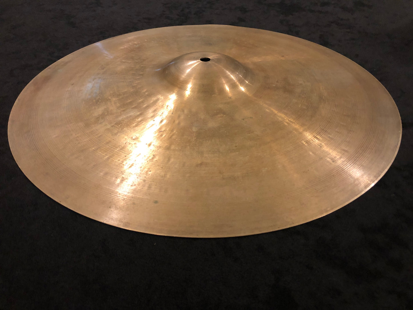 15" UFIP 1960's Crash / Hi-Hat Single / Effects Cymbal 834g #649