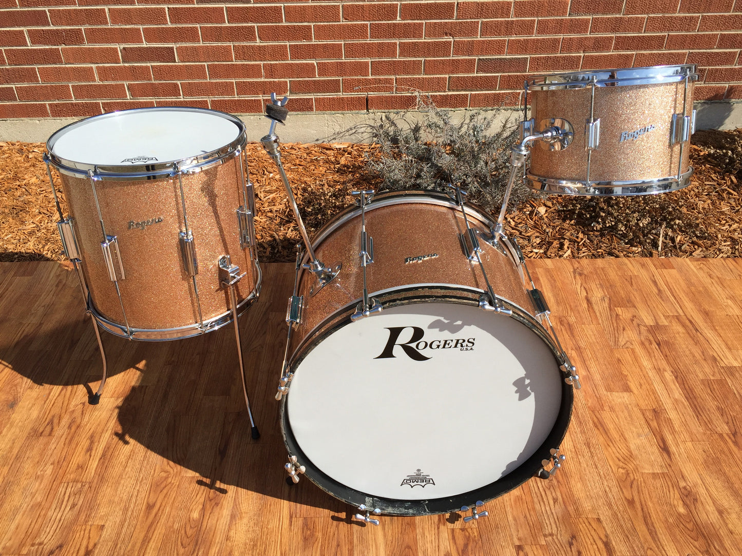 Rogers 1960's Champagne Sparkle Cleveland "Delta" Tower Set - 20/12/14
