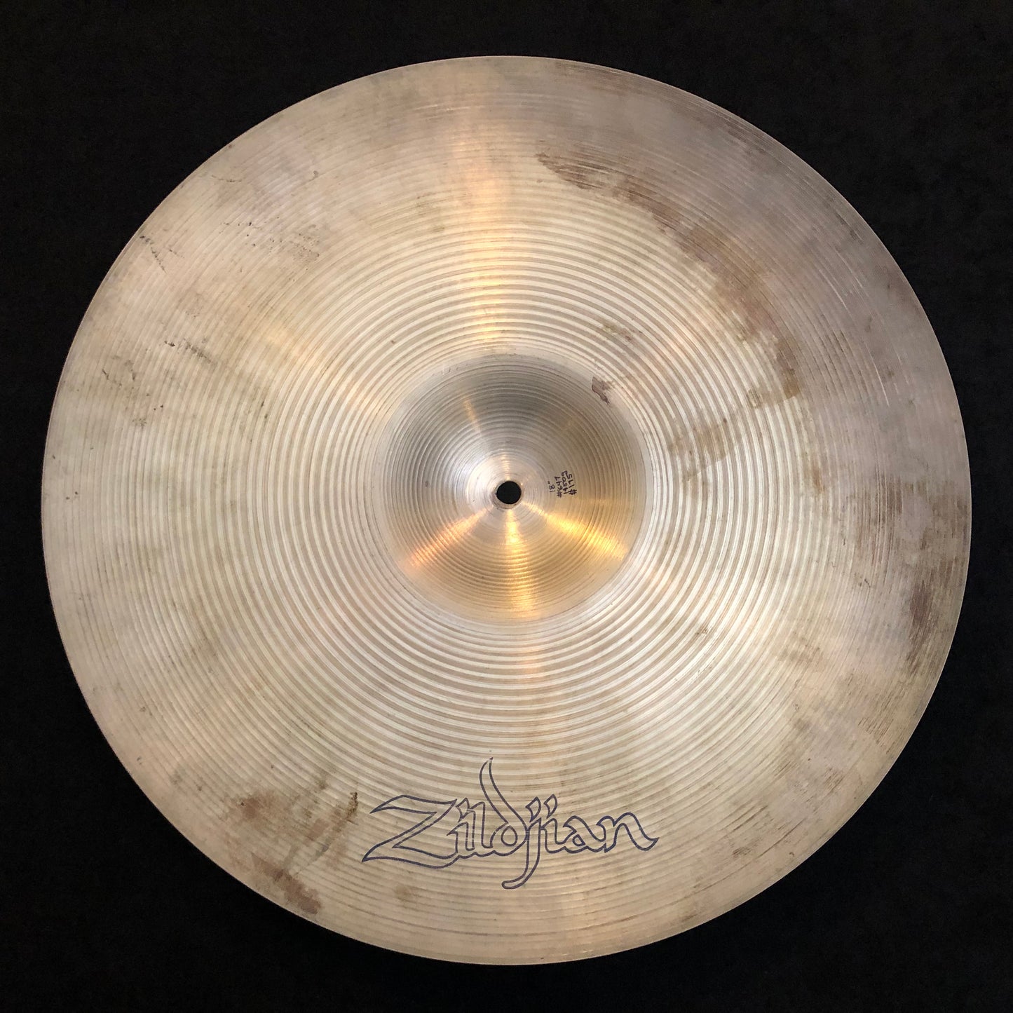 18" Zildjian A 1970s Medium Thin Crash Cymbal 1450g #647