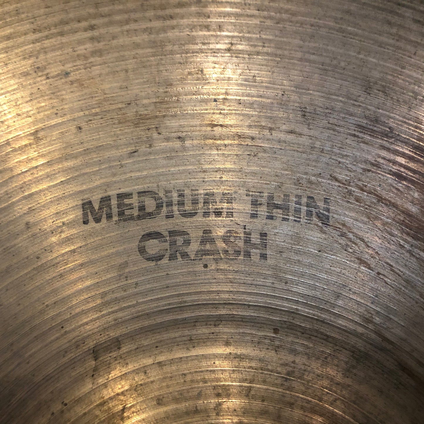 18" Zildjian A 1970s Medium Thin Crash Cymbal 1450g #647