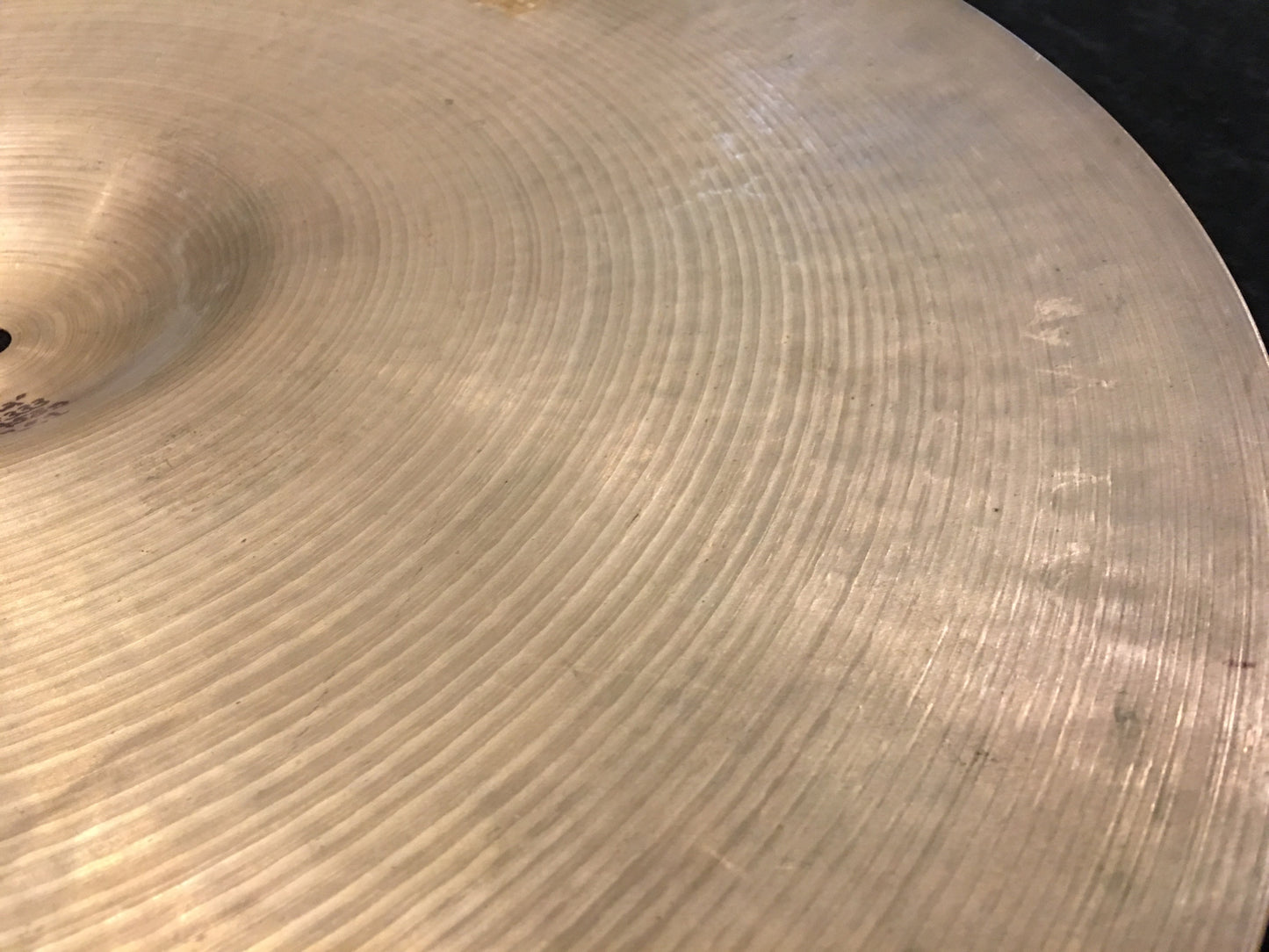 22" Zildjian A 1960's Ride Cymbal 2458g #333