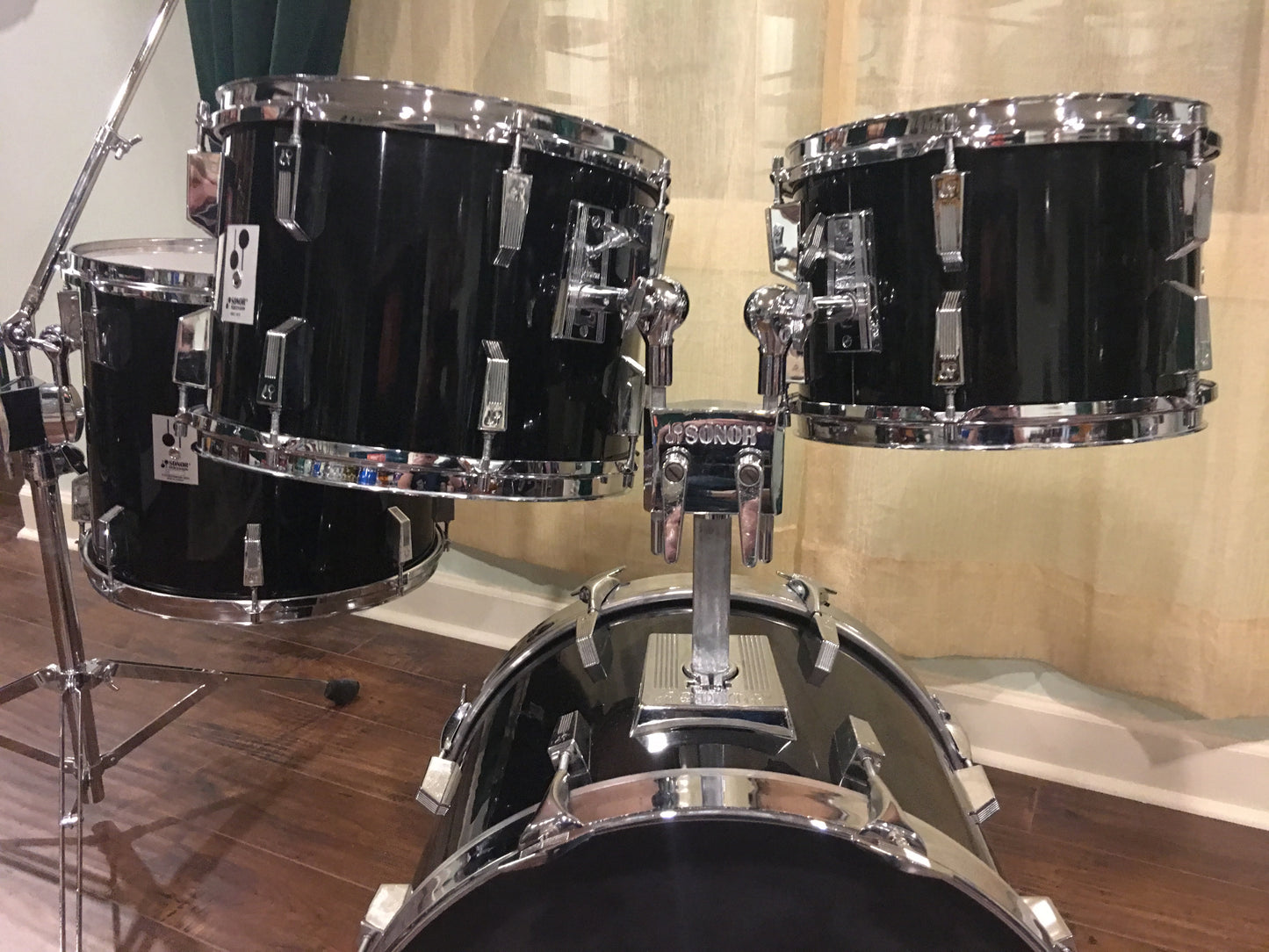 Vintage Sonor Phonic Drum Set 9 Ply Beachwood Clean & Original - Black 4pc