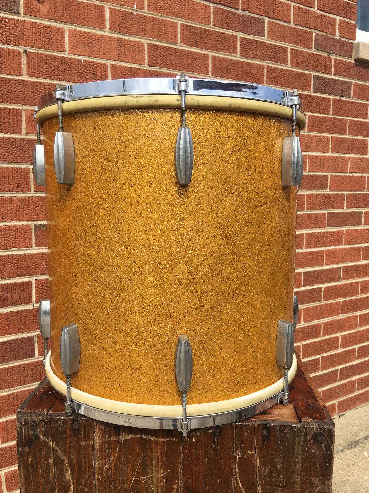 1936-42 Slingerland Radio King 16x16 Gold Sparkle Floor Tom