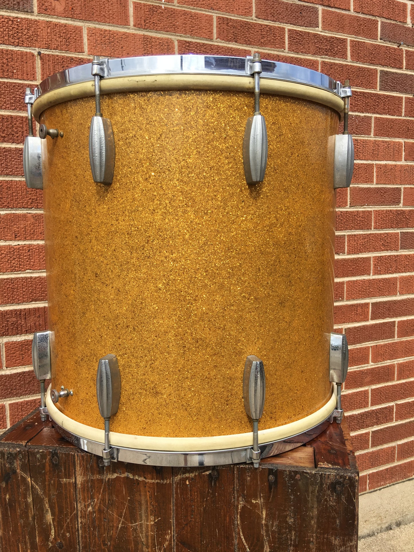 1936-42 Slingerland Radio King 16x16 Gold Sparkle Floor Tom