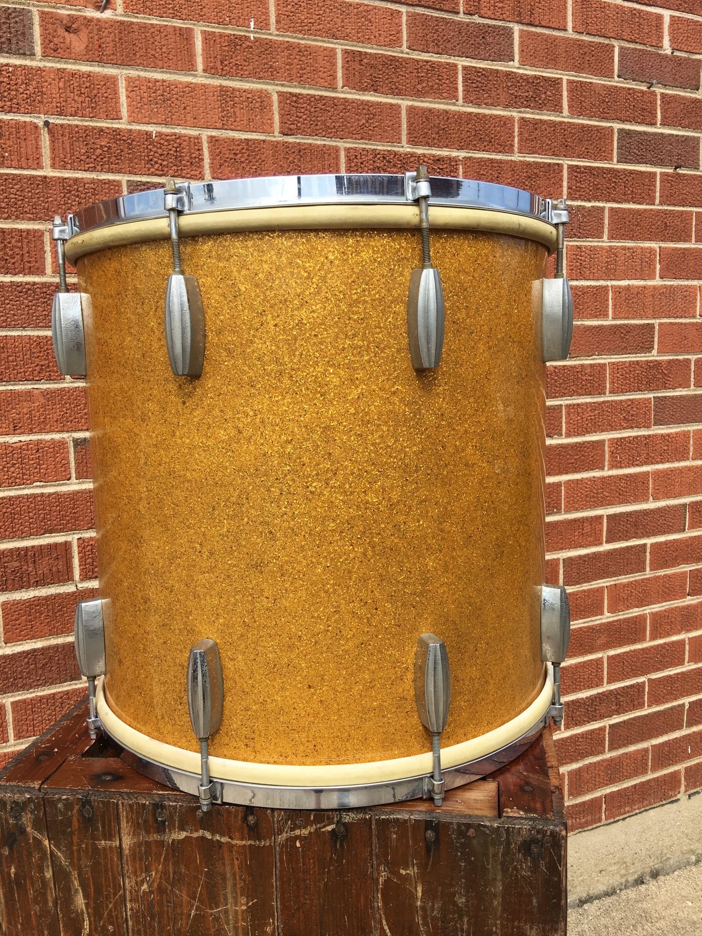 1936-42 Slingerland Radio King 16x16 Gold Sparkle Floor Tom