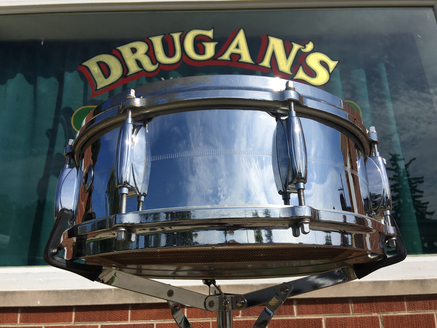 1969 Gretsch 5x14 Brass 4160 Round Badge Snare Drum 5X14