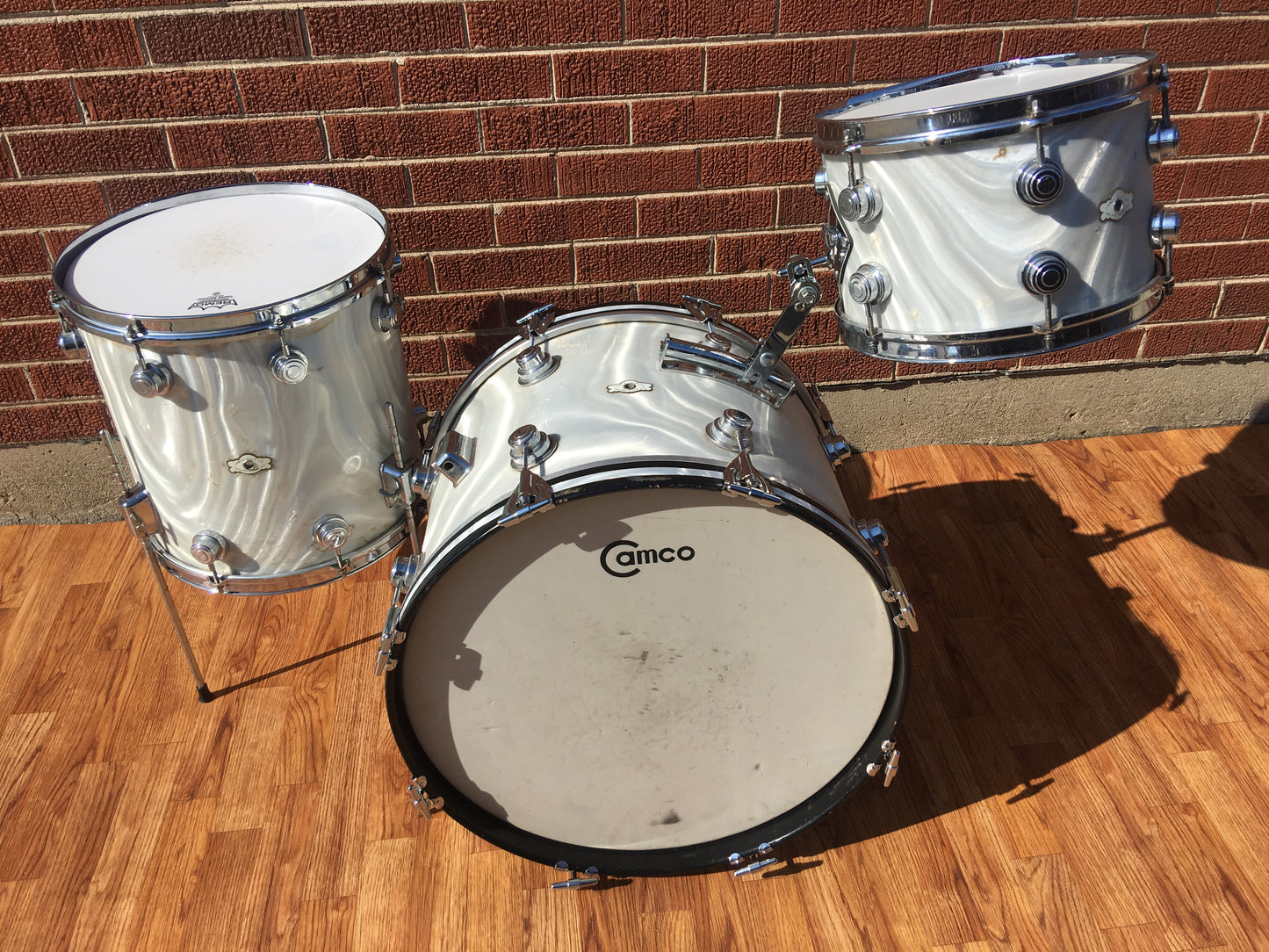 1960s Camco Oaklawn White Moire Aristocrat Drum Set 20/12/14