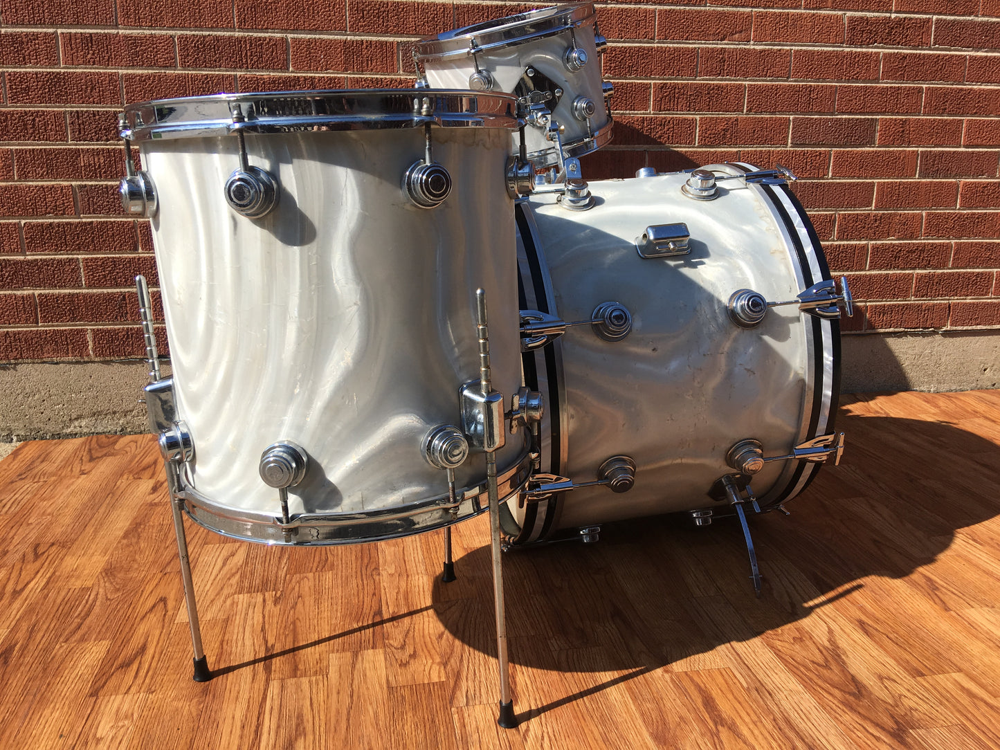 1960s Camco Oaklawn White Moire Aristocrat Drum Set 20/12/14