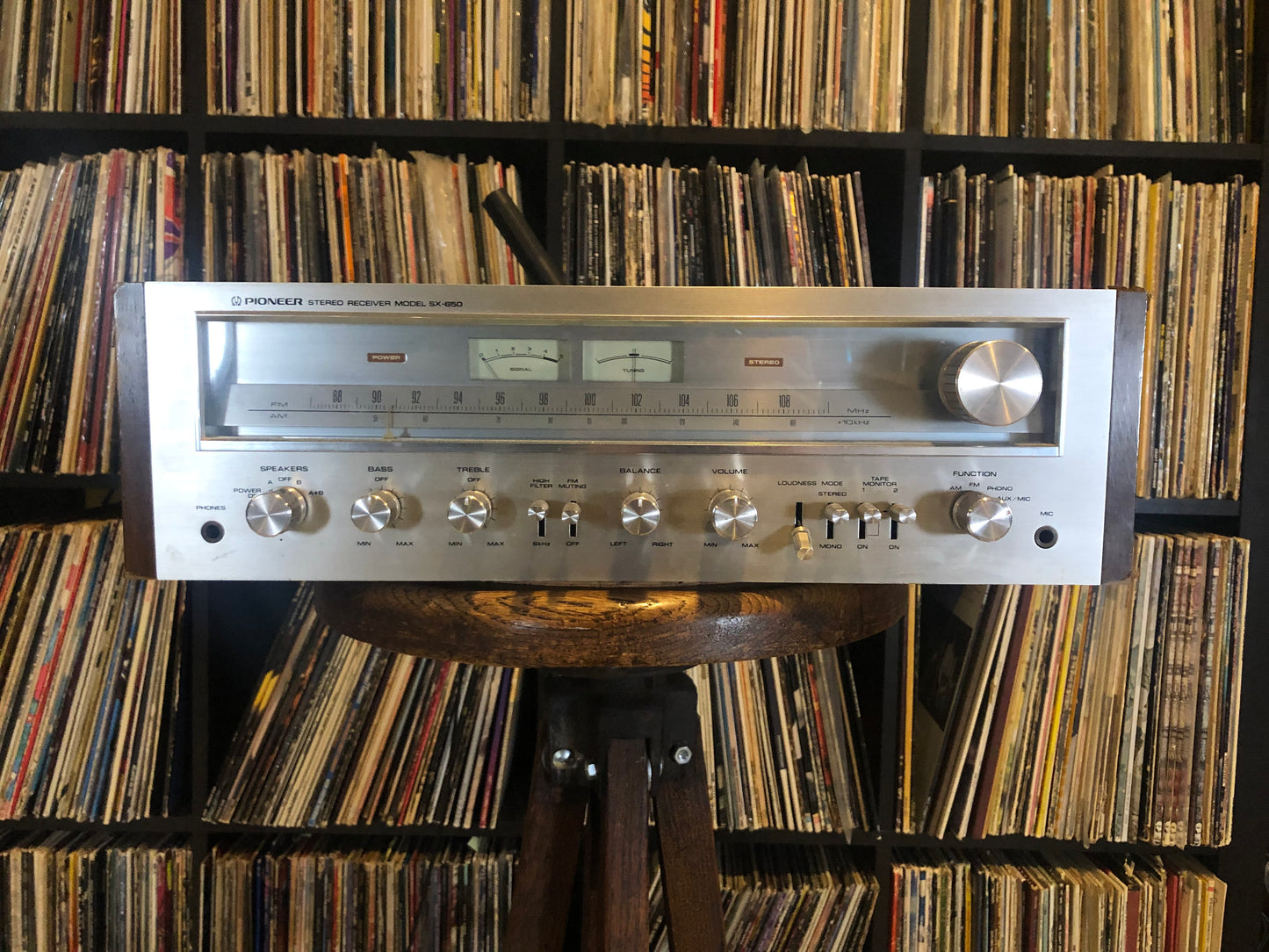 Vintage 1970s Pioneer Model SX-650 Stereo Receiver *Restored*