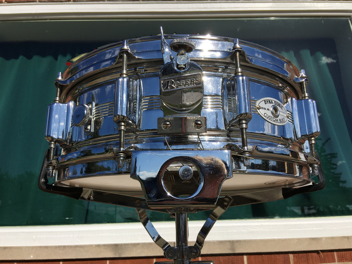 Rogers 5"x14" Dynasonic Chrome Over Brass Snare Drum