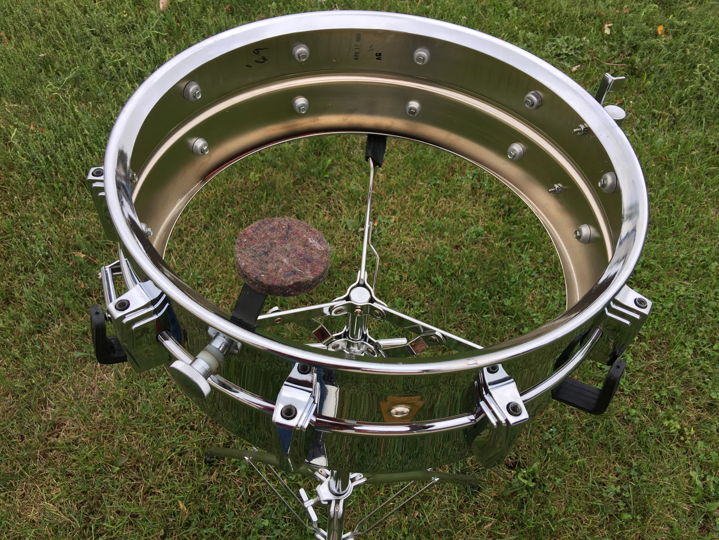 Vintage 1969 Ludwig Supraphonic Keystone Snare Drum - CLEAN - Excellent!