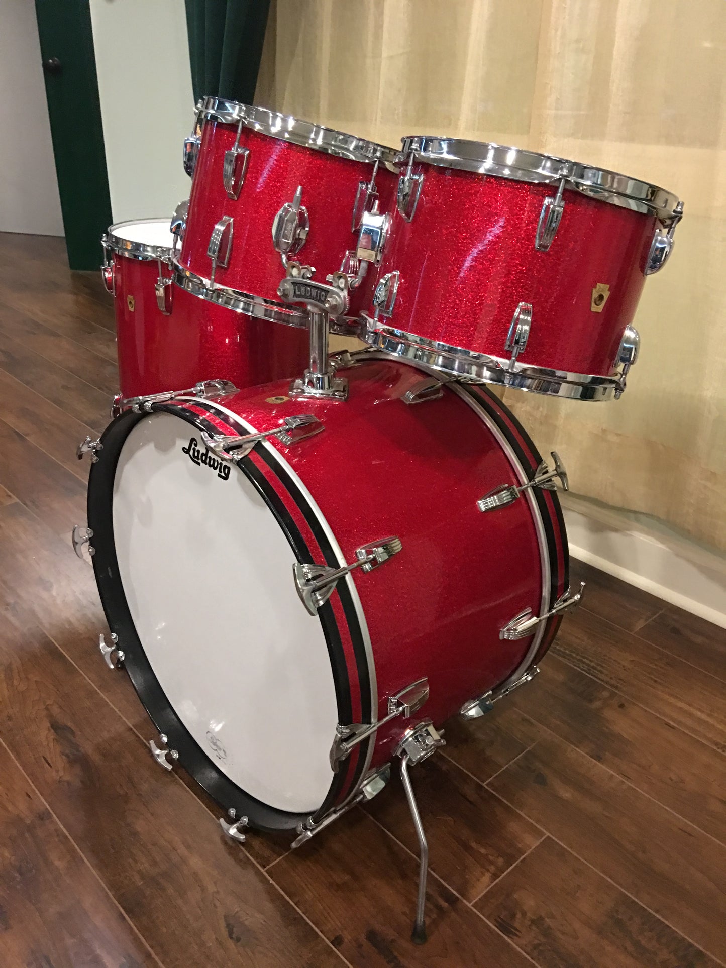 Ludwig 1968 Hollywood Drum Set - Red Sparkle