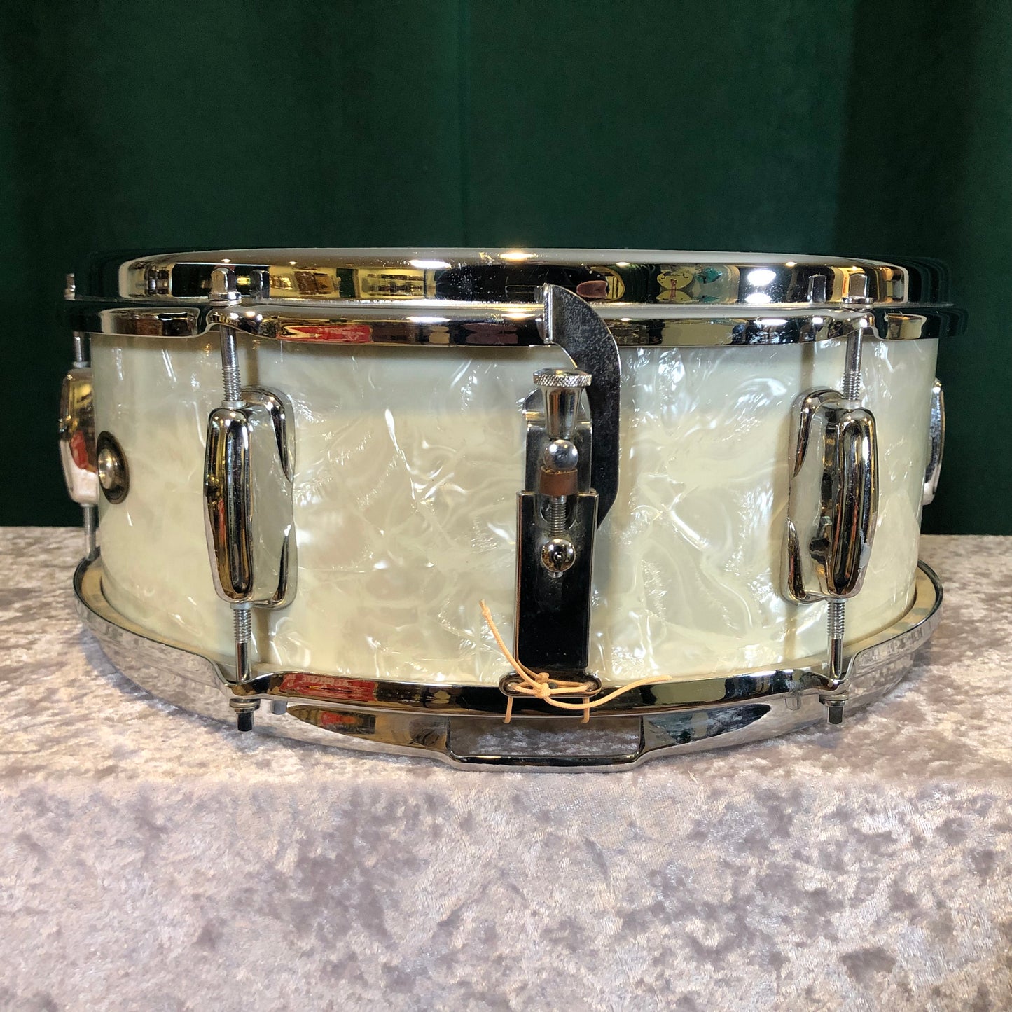 1965 Slingerland 5.5x14 No. 161 Deluxe Student Model Snare Drum White Marine Pearl