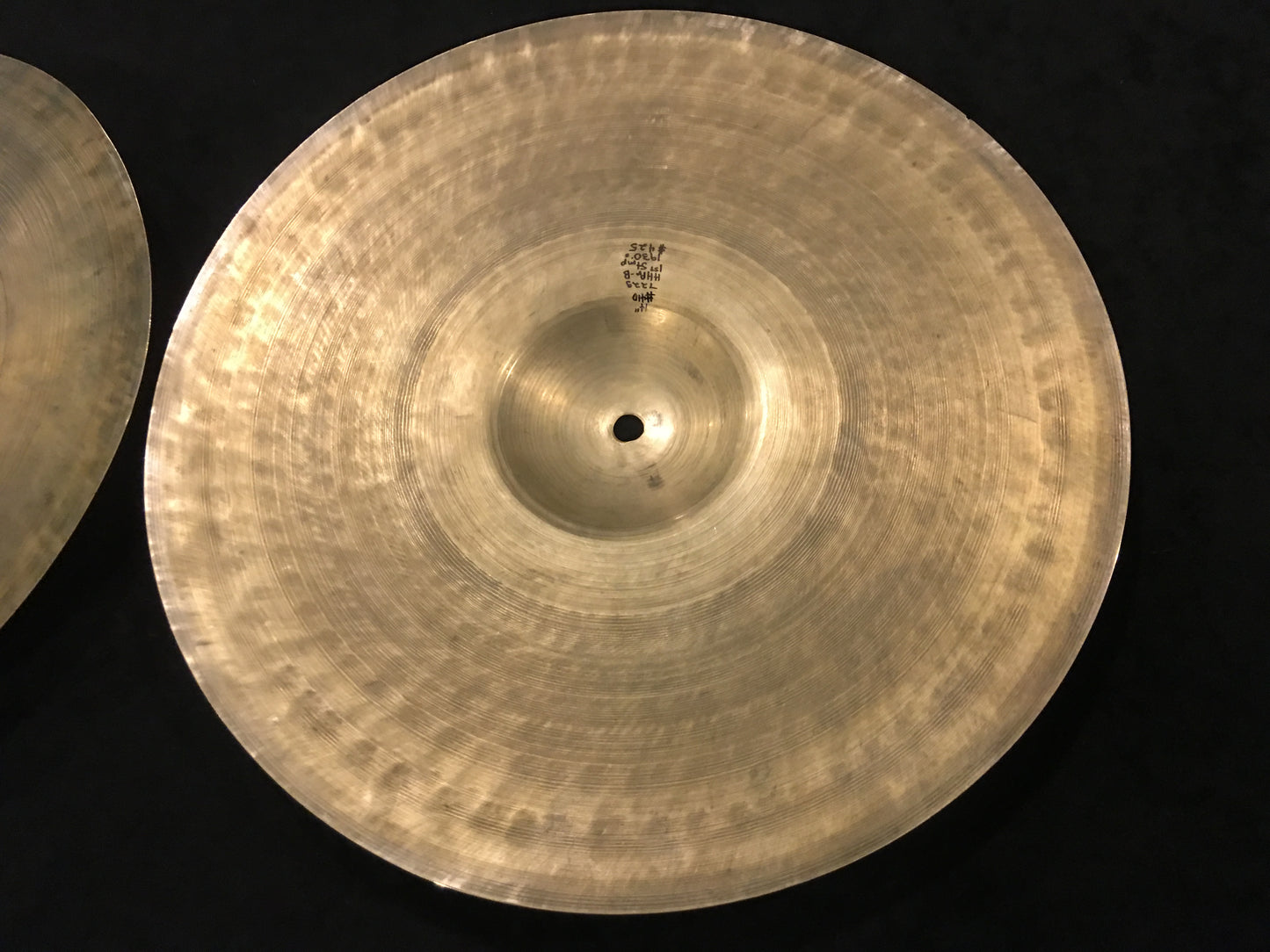 14" Zildjian A 1930s First Stamp Hi-Hat Cymbals 560g/722g# 410