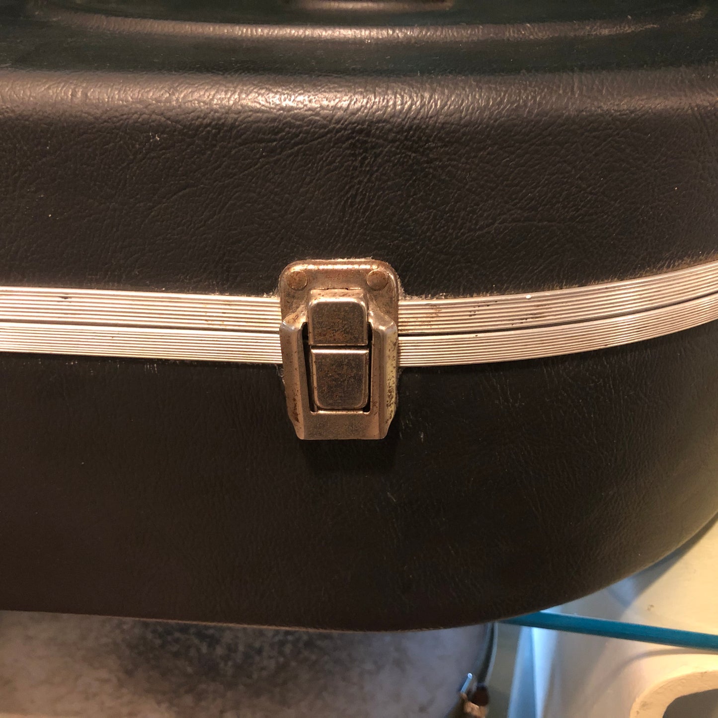 Vintage 1970s Ludwig Contoura Hardshell Red Plush Lined Snare Drum Case Blue Olive