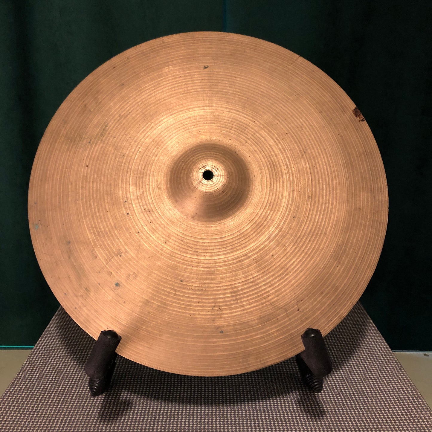 16" Vintage UFIP Crash Cymbal 1060g #598 *Sound File*