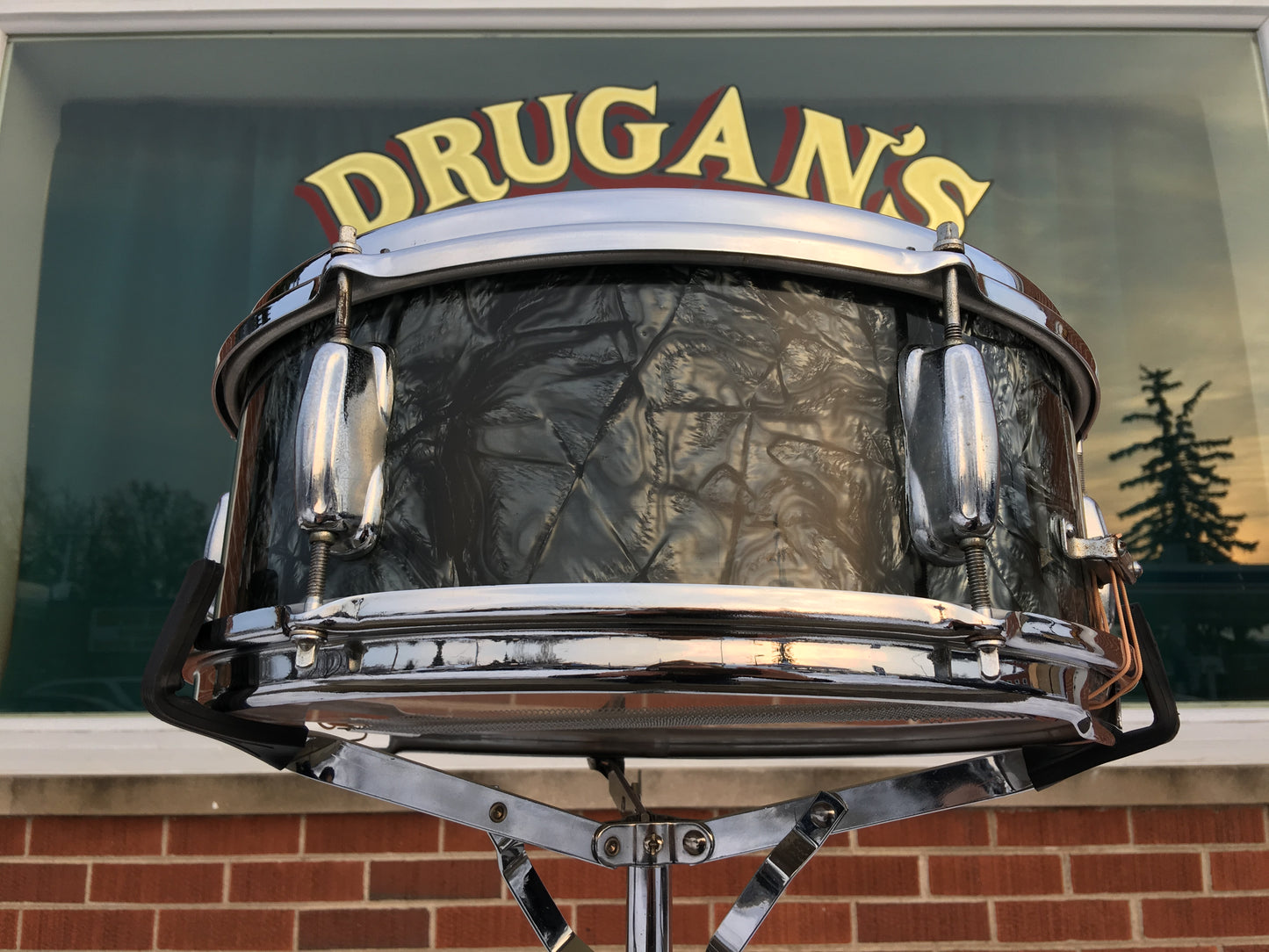 1960's Slingerland 5.5x14 Snare Drum - Black Dimond Pearl 6 Lug