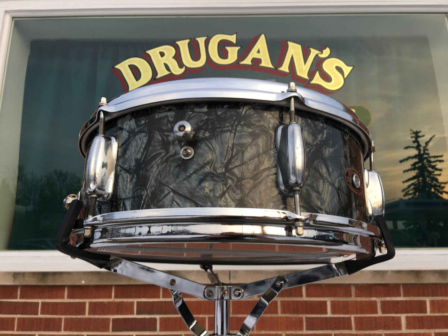 1960's Slingerland 5.5x14 Snare Drum - Black Dimond Pearl 6 Lug