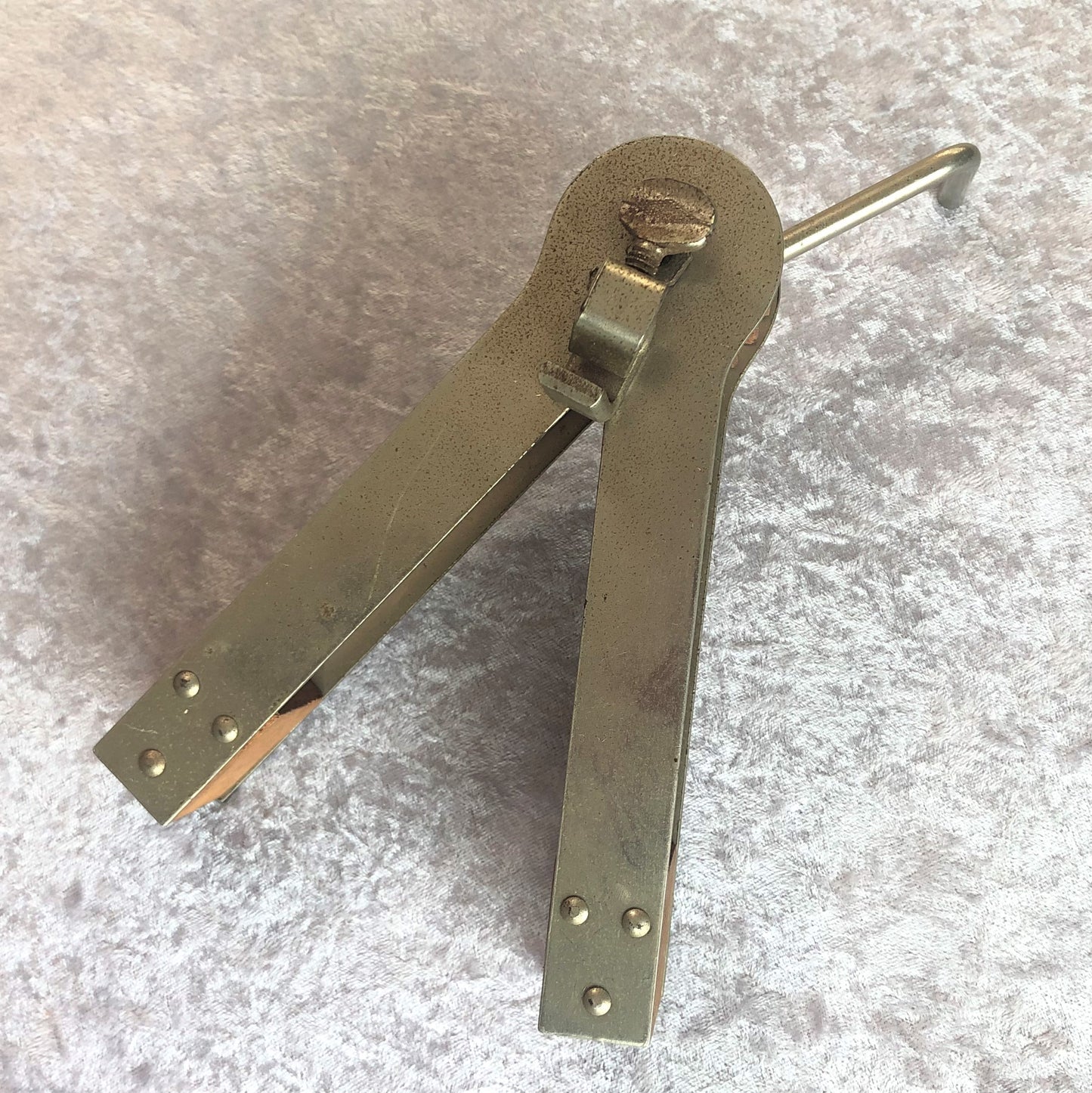 Vintage George B. Stone & Son Adjustable Rattle Crank Ratchet Noisemaker Trap Set