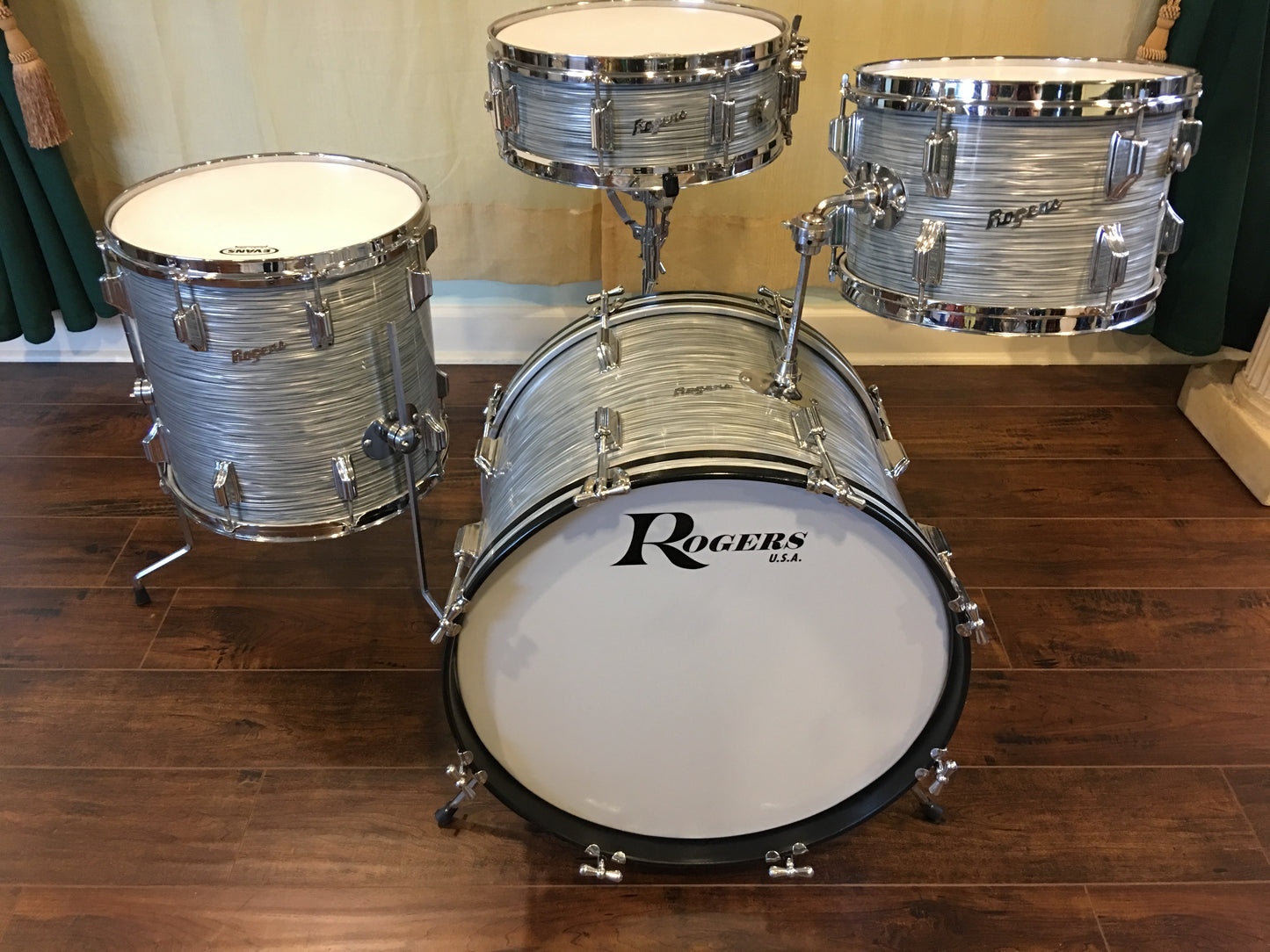1964 Rogers Steel Gray Ripple Drum Set 20/12/14/5x14 Powertone