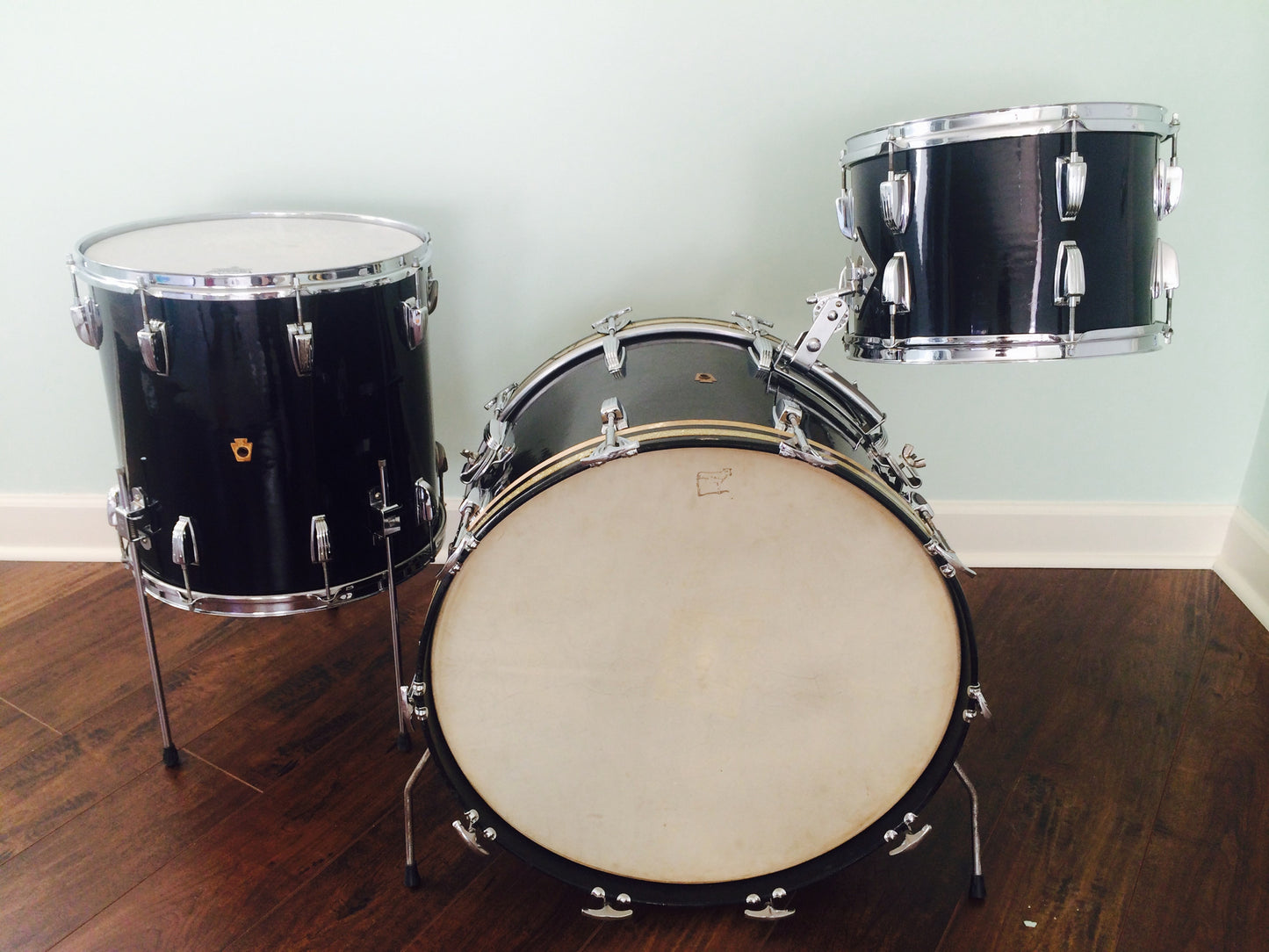1956 WFL Ludwig Super Classic Set 22”/13”/16” w/ 3”x13” Snare