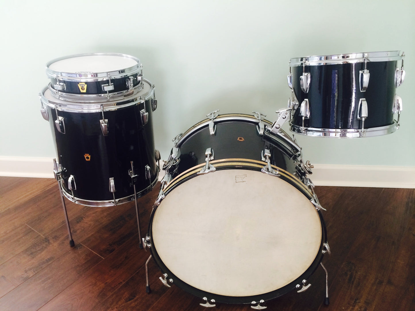 1956 WFL Ludwig Super Classic Set 22”/13”/16” w/ 3”x13” Snare