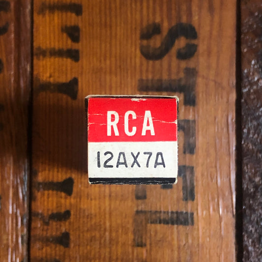 N.O.S. Vintage RCA 12AX7A Preamp Tube ECC83 Valve 12AX7 w/ Original Box