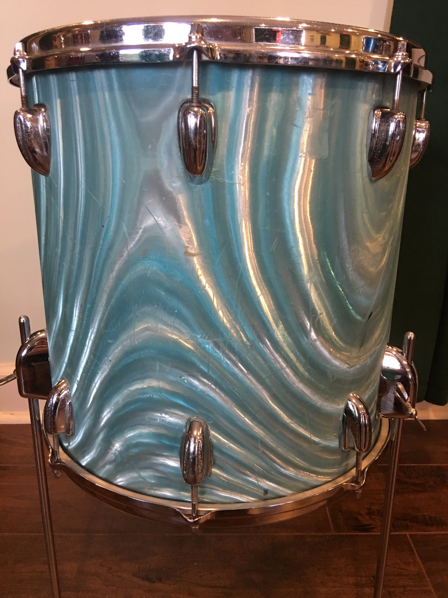 1960's Slingerland 14x14 Green Satin Flame Pearl Floor Tom Drum