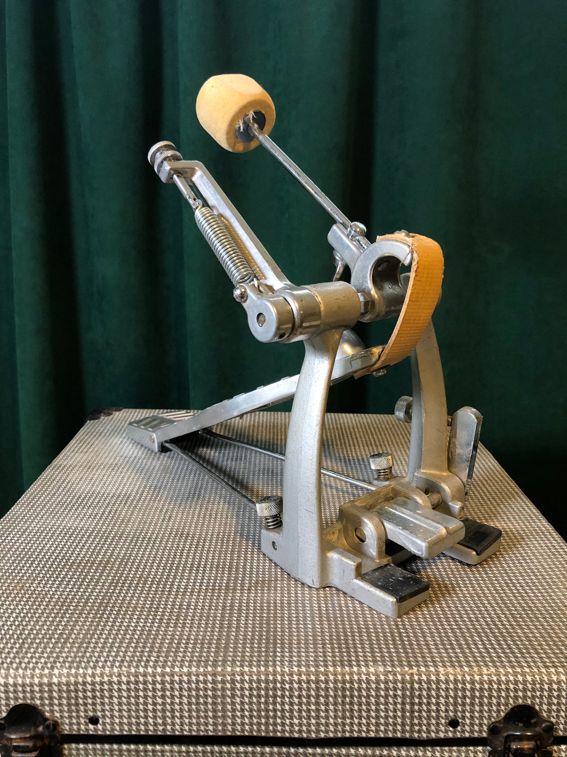 pearl pedal Vintage 1970s Pearl 6360 Bass Drum Pedal – Drugan's Drums & Guitars