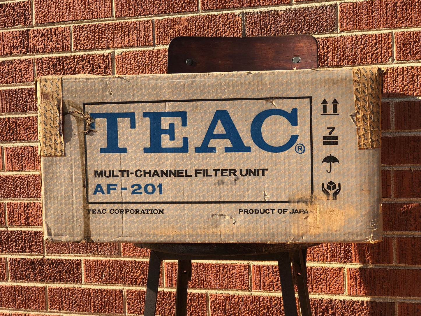 TEAC Consort Series AF-201 Multi-Channel Filter Unit 3-Way / 2-Way Crossover