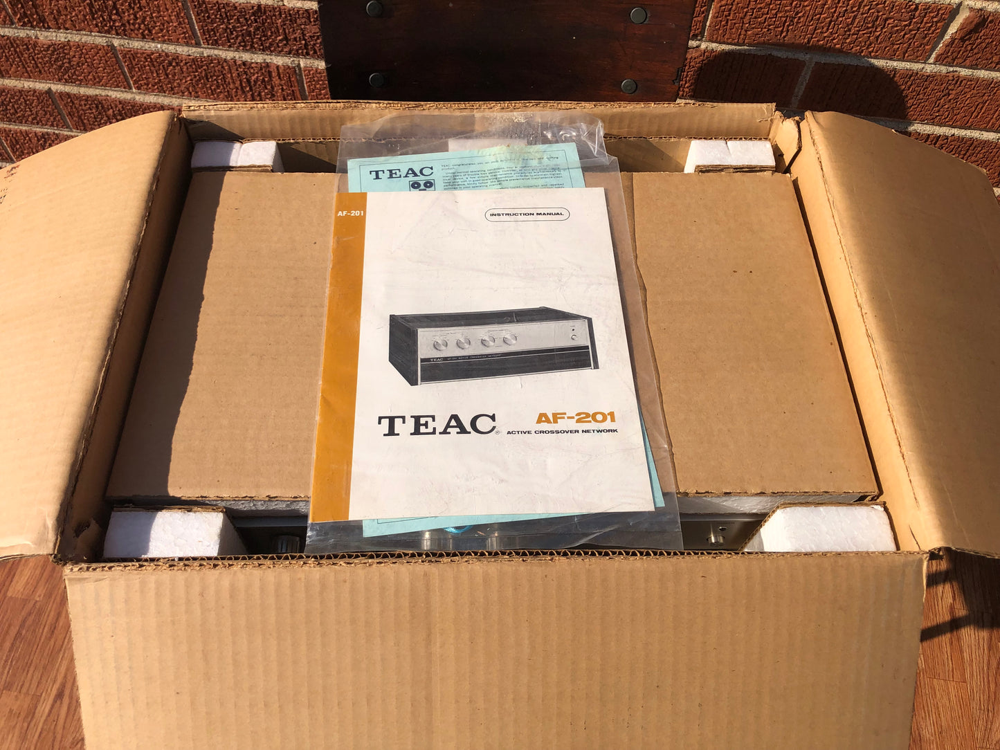 TEAC Consort Series AF-201 Multi-Channel Filter Unit 3-Way / 2-Way Crossover