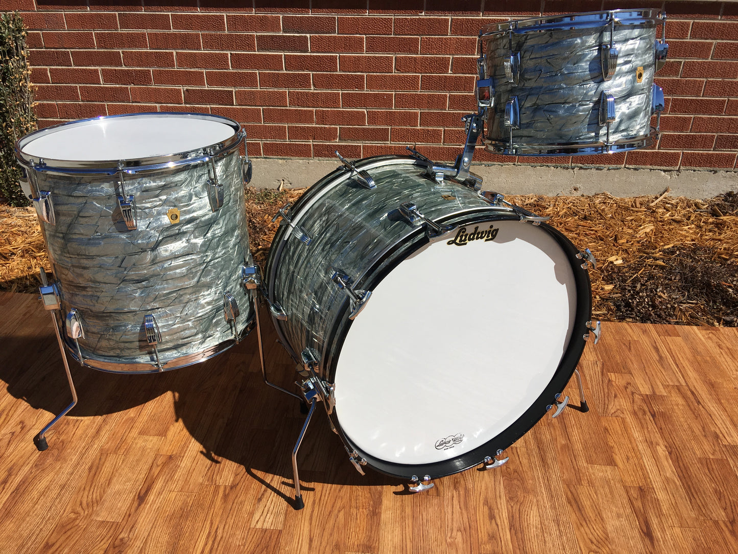 1967 Ludwig Sky Blue Pearl Super Classic Drum Set 100% Original
