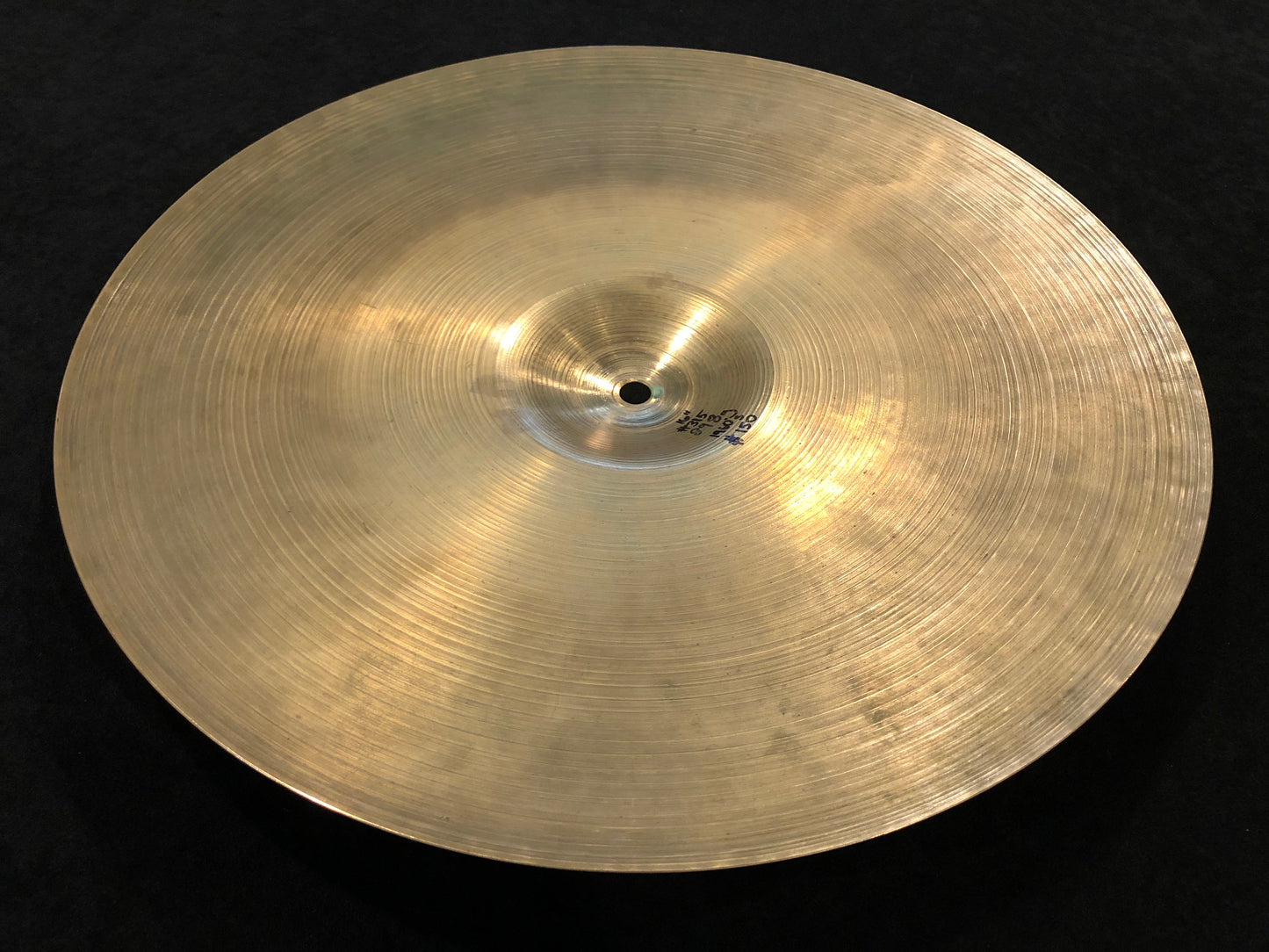 16" Zildjian A 1960s Crash Cymbal 898g #315