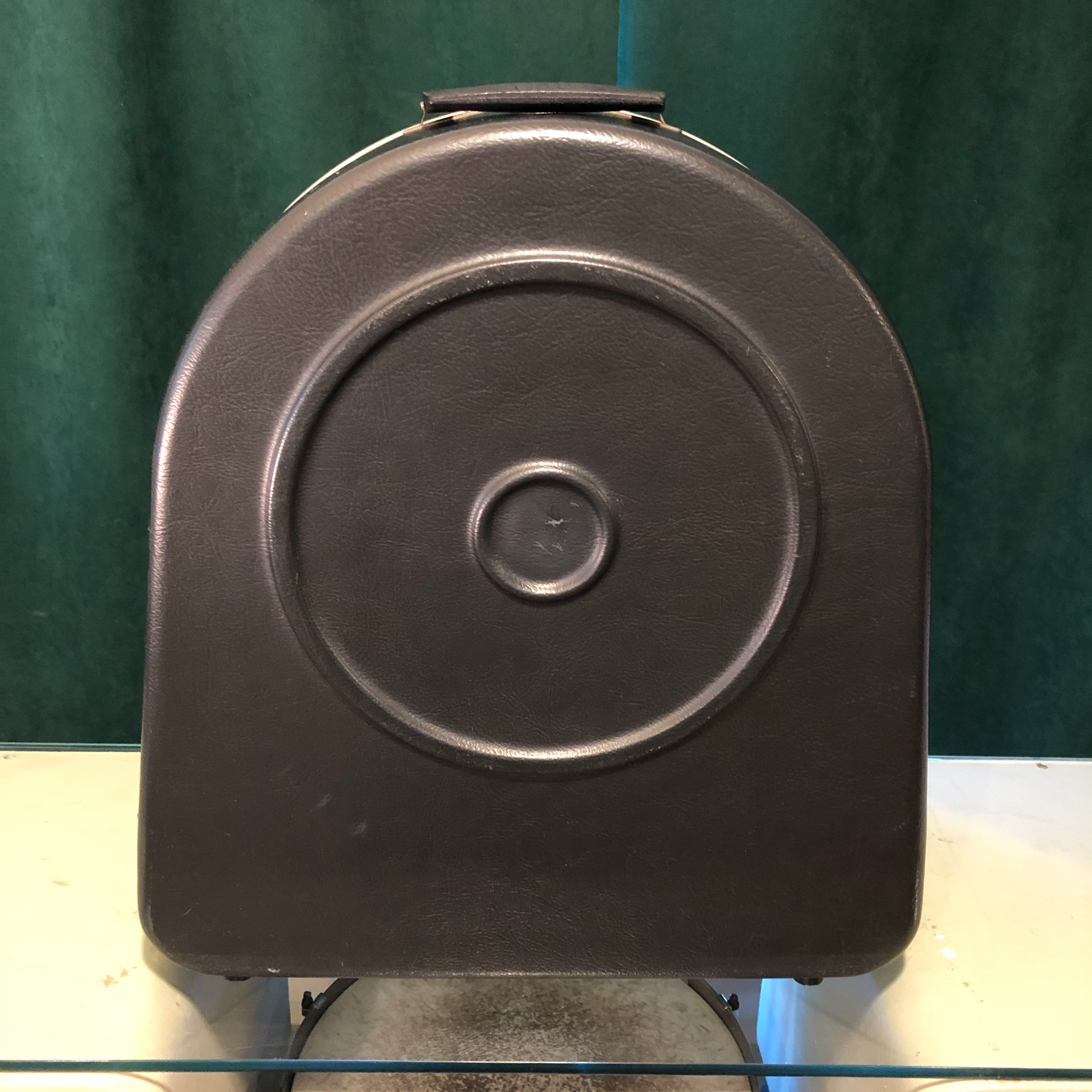 1960s Ludwig Contoura Hardshell Snare Drum Case w/ Red Plush Lining