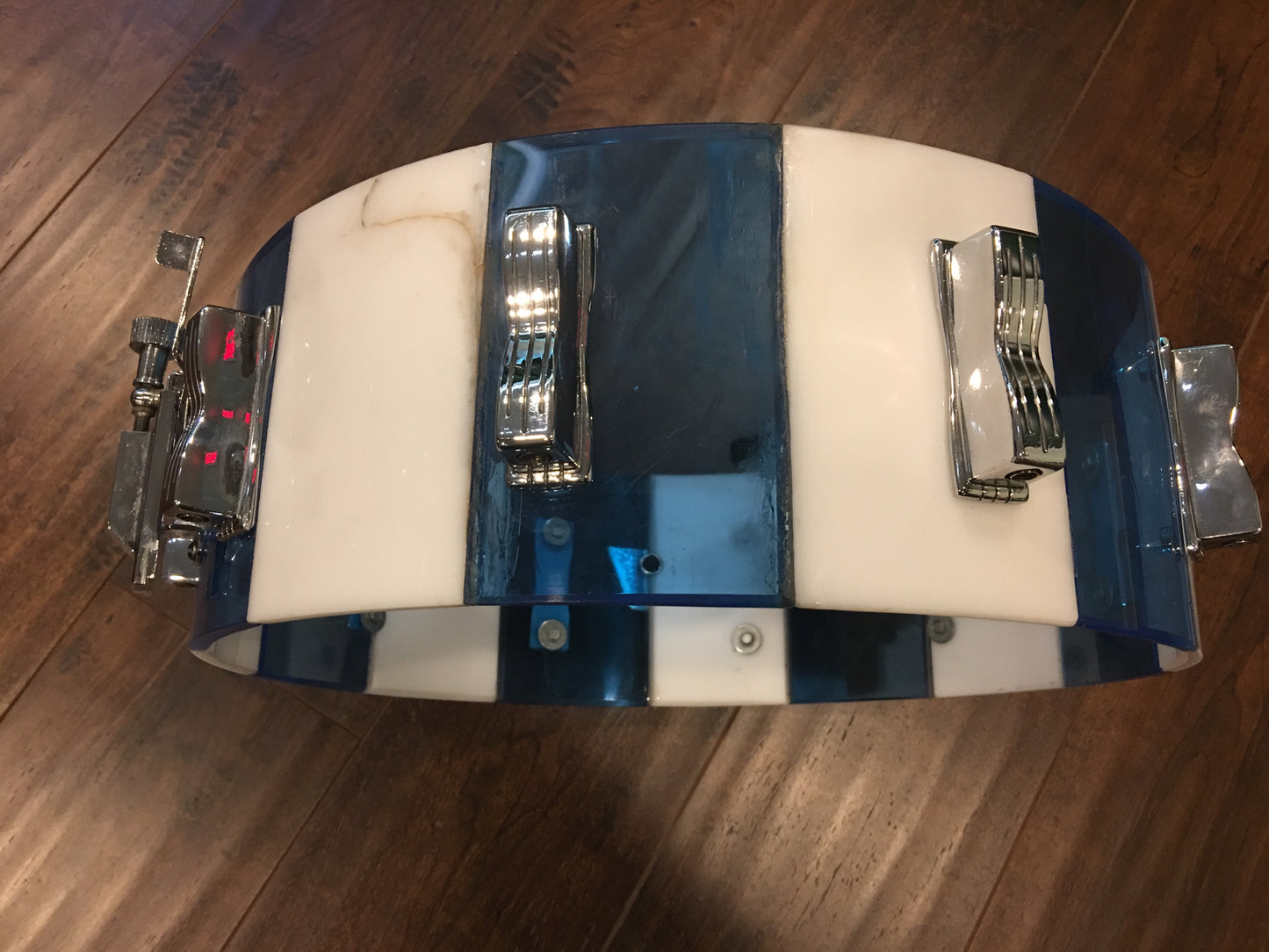 Ludwig 1970s Vistalite  5x14 Blue & White Pattern F Snare Drum