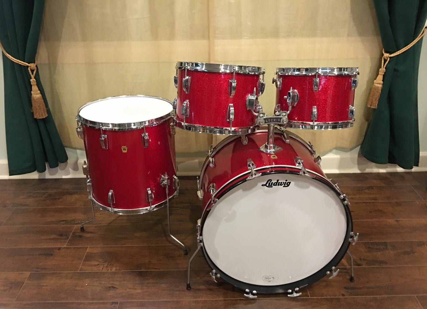 Ludwig 1968 Hollywood Drum Set - Red Sparkle