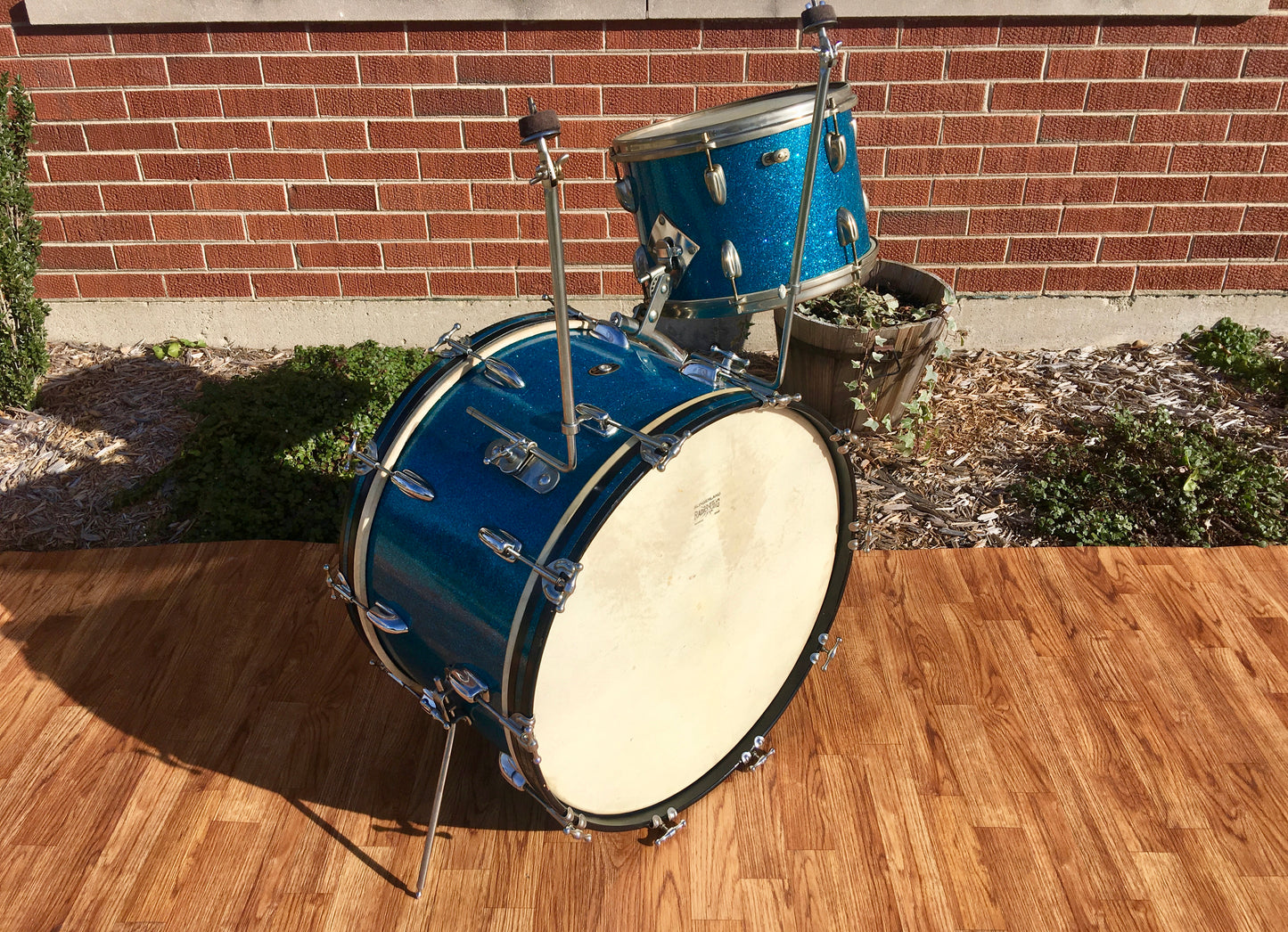 Slingerland 1950s Radio King Blue Sparkle Windsor Ensemble 6-N Drum Set