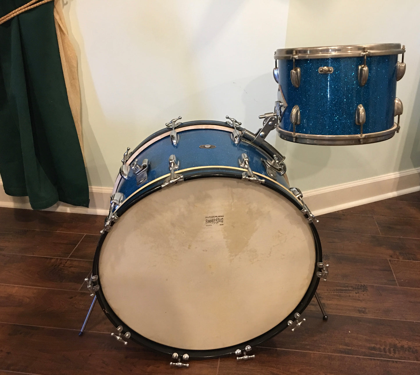 Slingerland 1950s Radio King Blue Sparkle Windsor Ensemble 6-N Drum Set