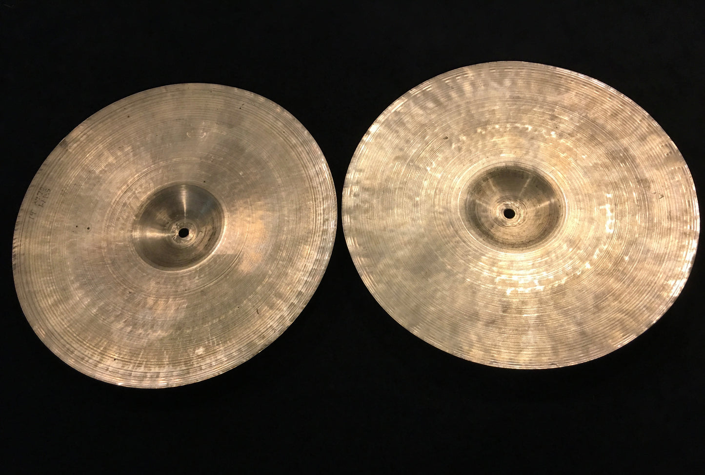 14" Zildjian A early '50s Trans Stamp Hi Hat Cymbal Pair 618/692g #497