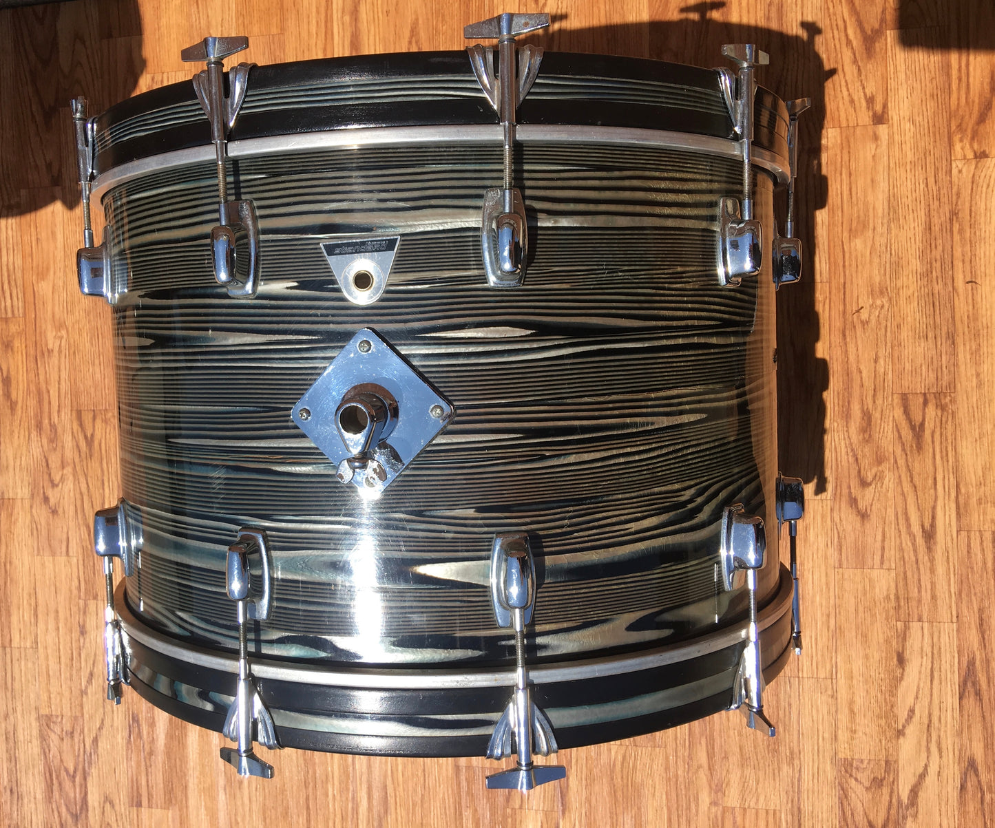 Vintage 1960s Ludwig Standard Drum Set - Blue Strata 22/12/16/5x14 Snare