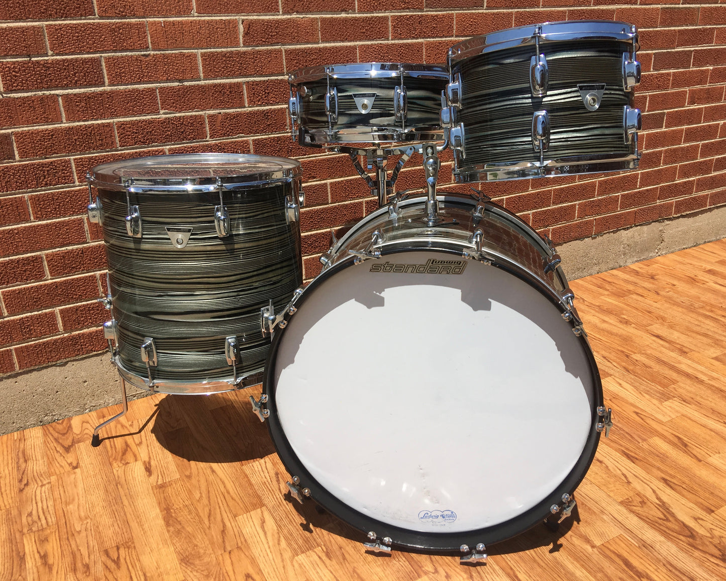 Vintage 1960s Ludwig Standard Drum Set - Blue Strata 22/12/16/5x14 Snare